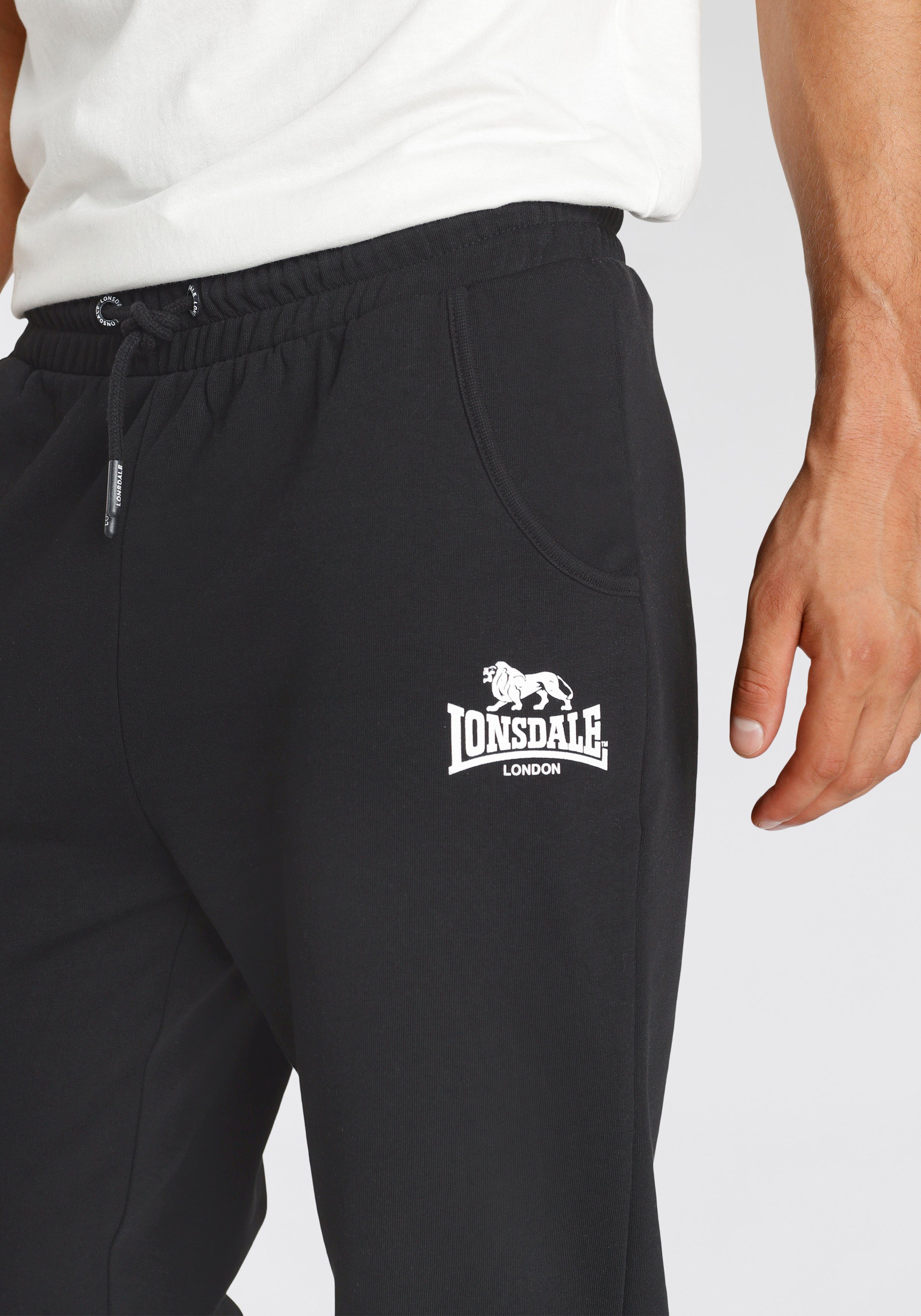 Lonsdale Jogginghose CASSIDYS aus Baumwolle und Polyester, erhältlich in den Größen S bis XXXL