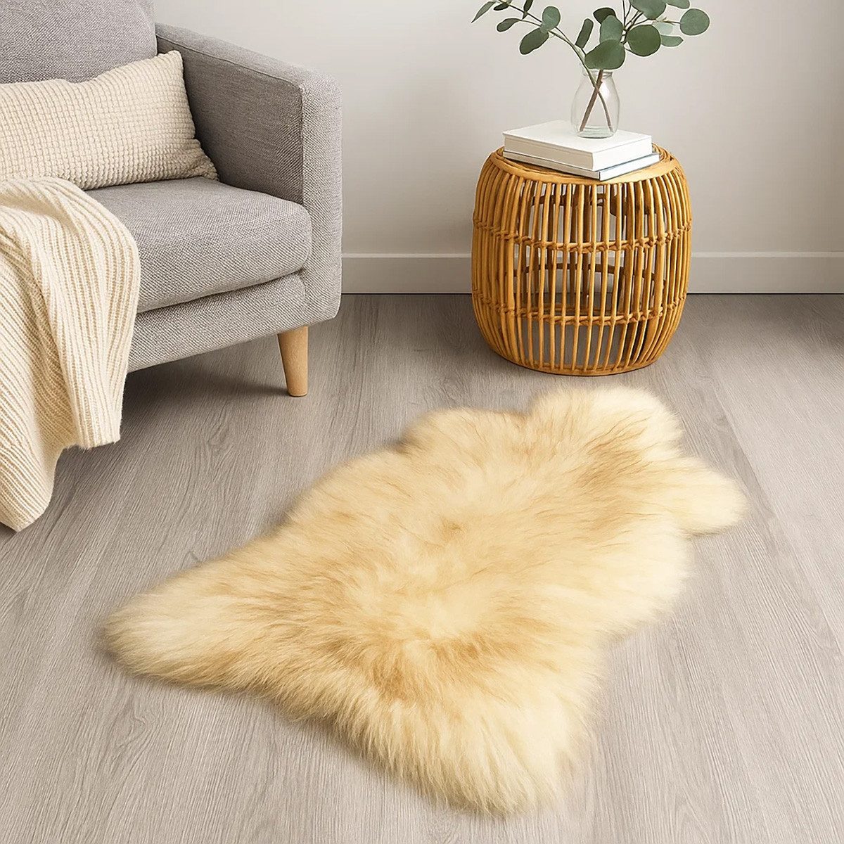 Provellus Fellteppich Öko Schaffell Geflammt – Echt, mit kleinen Mängeln