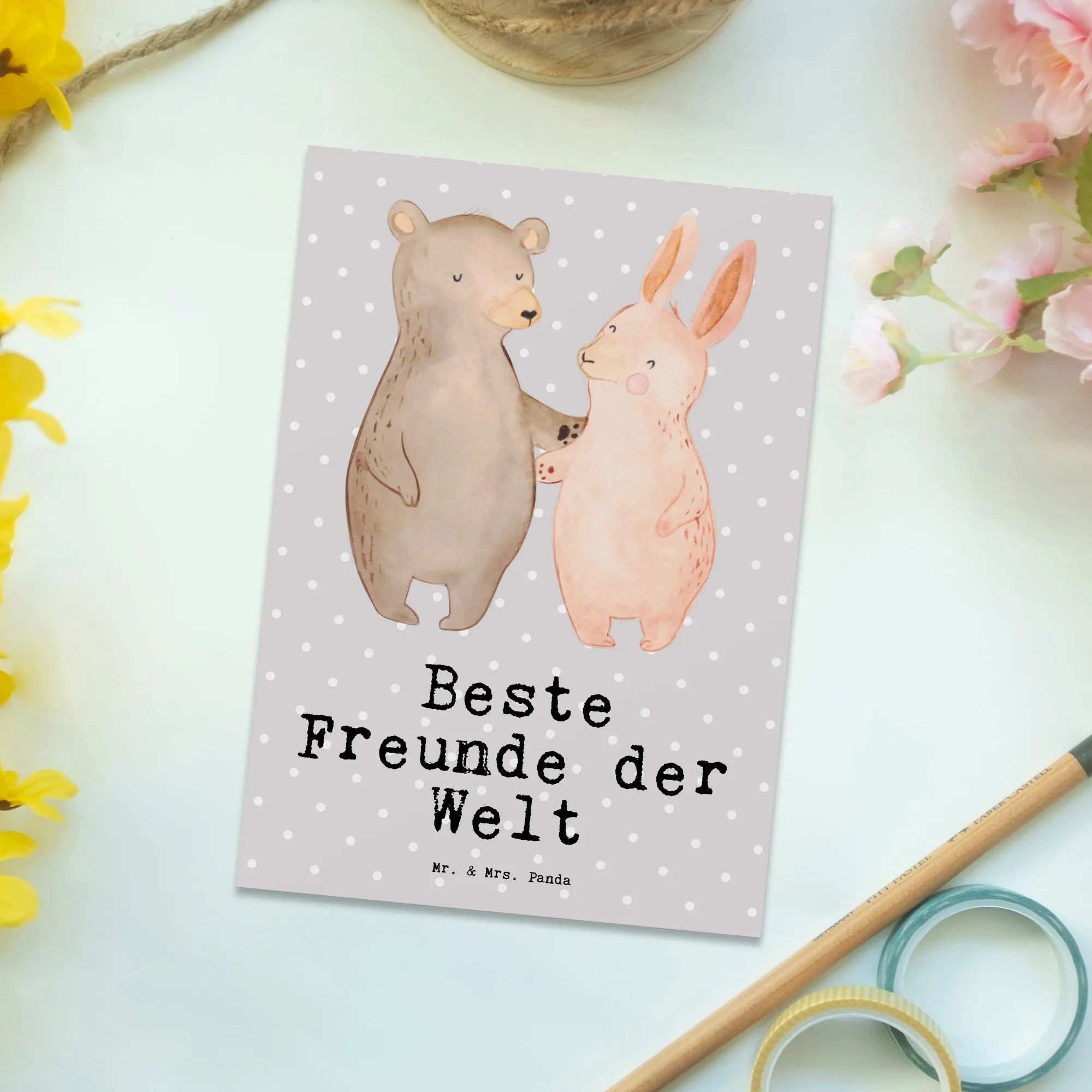 Thumbnail - Mr. & Mrs. Panda Postkarte Hase Beste Freunde der Welt - Grau Pastell - Geschenk, best friends, Lustige Sprüche