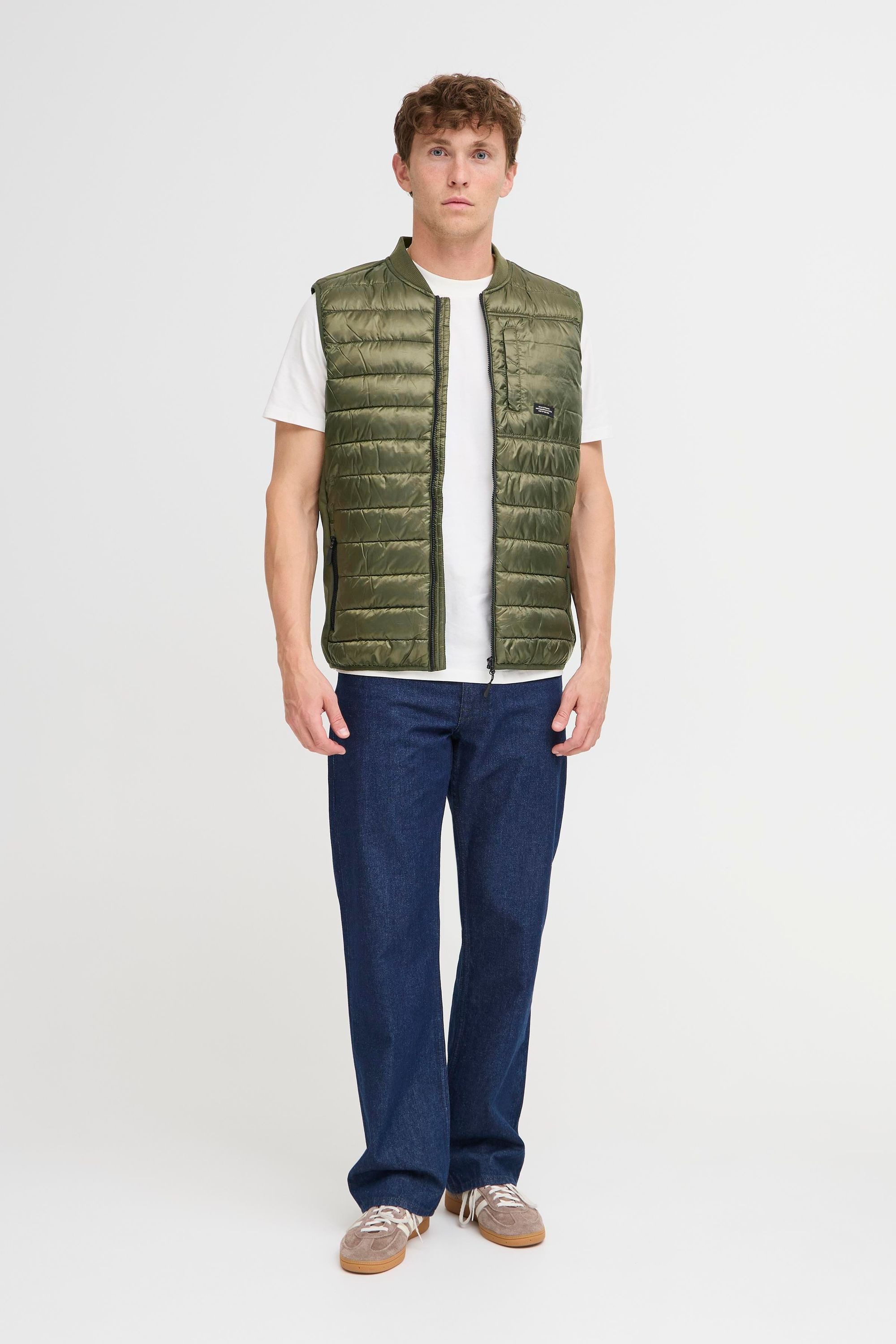 Blend Steppweste BHEverest Stilvolle Basic Steppweste mit Brusttasche