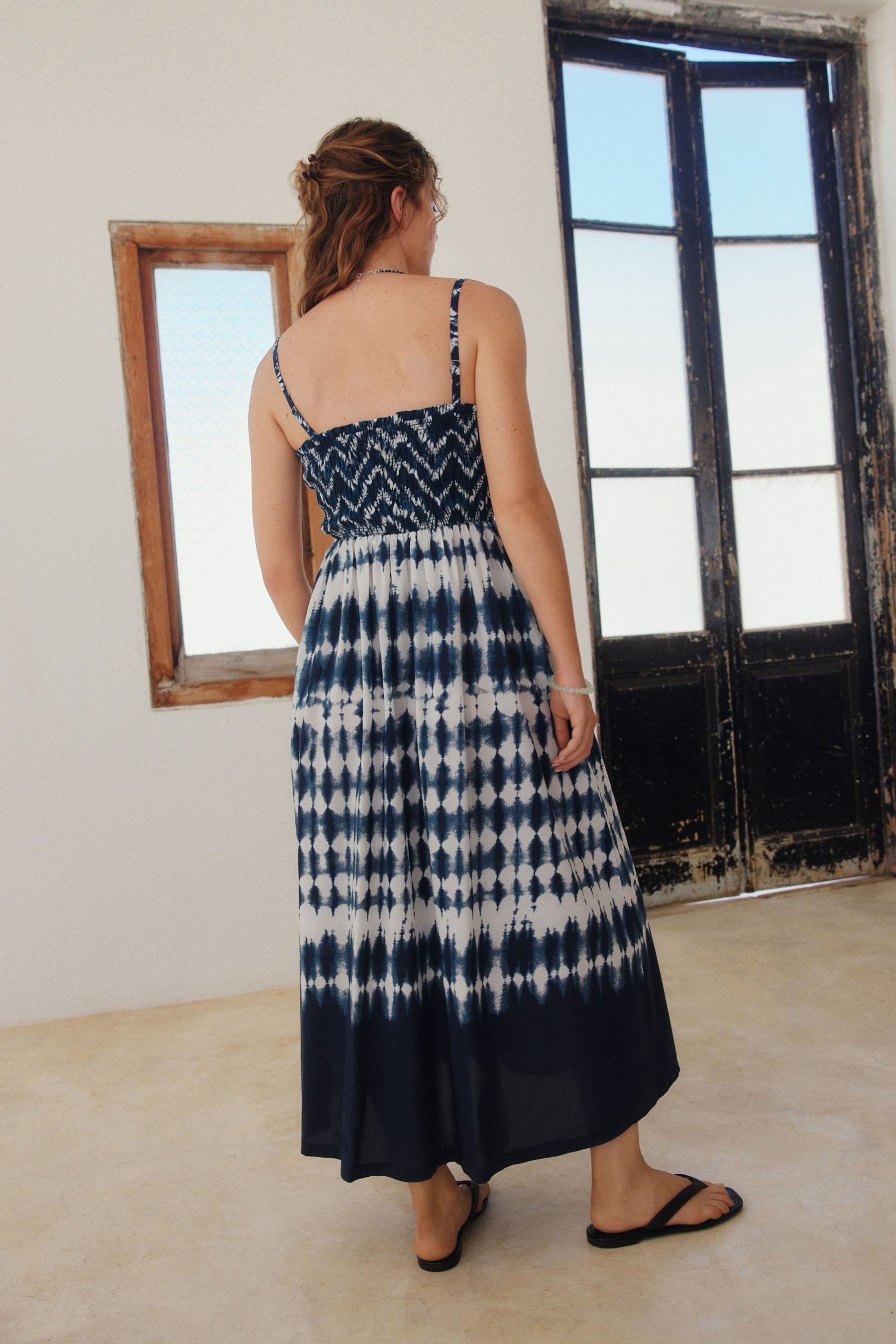 Next Midikleid Gesmoktes Bandeau-Midikleid (1-tlg) günstig online kaufen