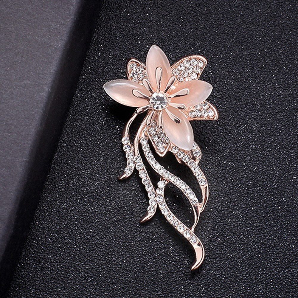 MOPUEA Brosche Strass Brosche in Form einer Blütenförmige Metallbrosche elegant (Kristall Blumenmotiv, Hochzeits- und Festtagsbrosche, 1-tlg), Blüte zarte Blumenstrauß Schmuck, Kostüm Schmuck Geschenk für Damen