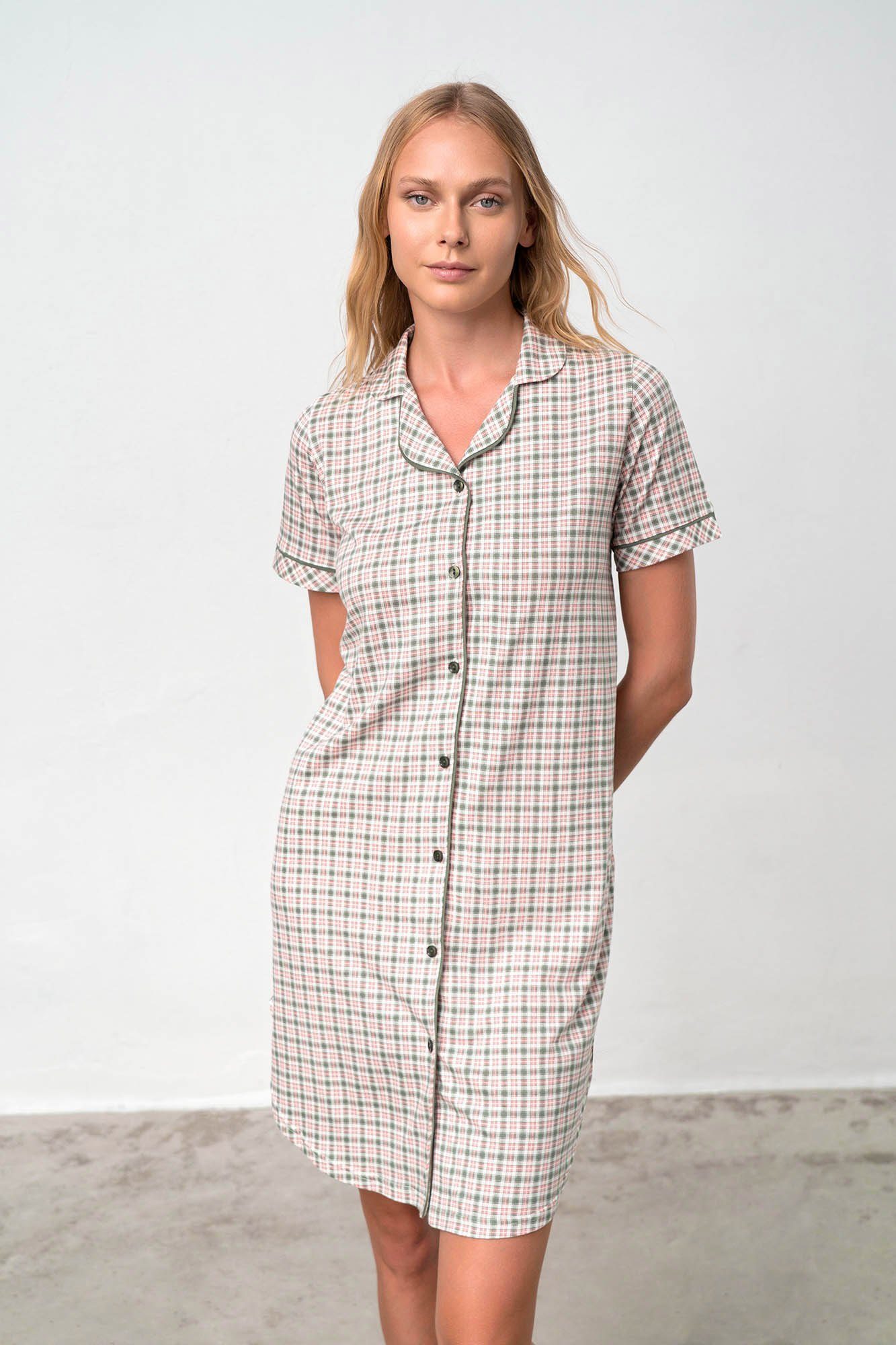 Vamp Nachthemd (Set, 1-tlg., Set) Damen Sleepshirt 95cm, Nachthemd Knopfleiste, auch ideal zum Stillen