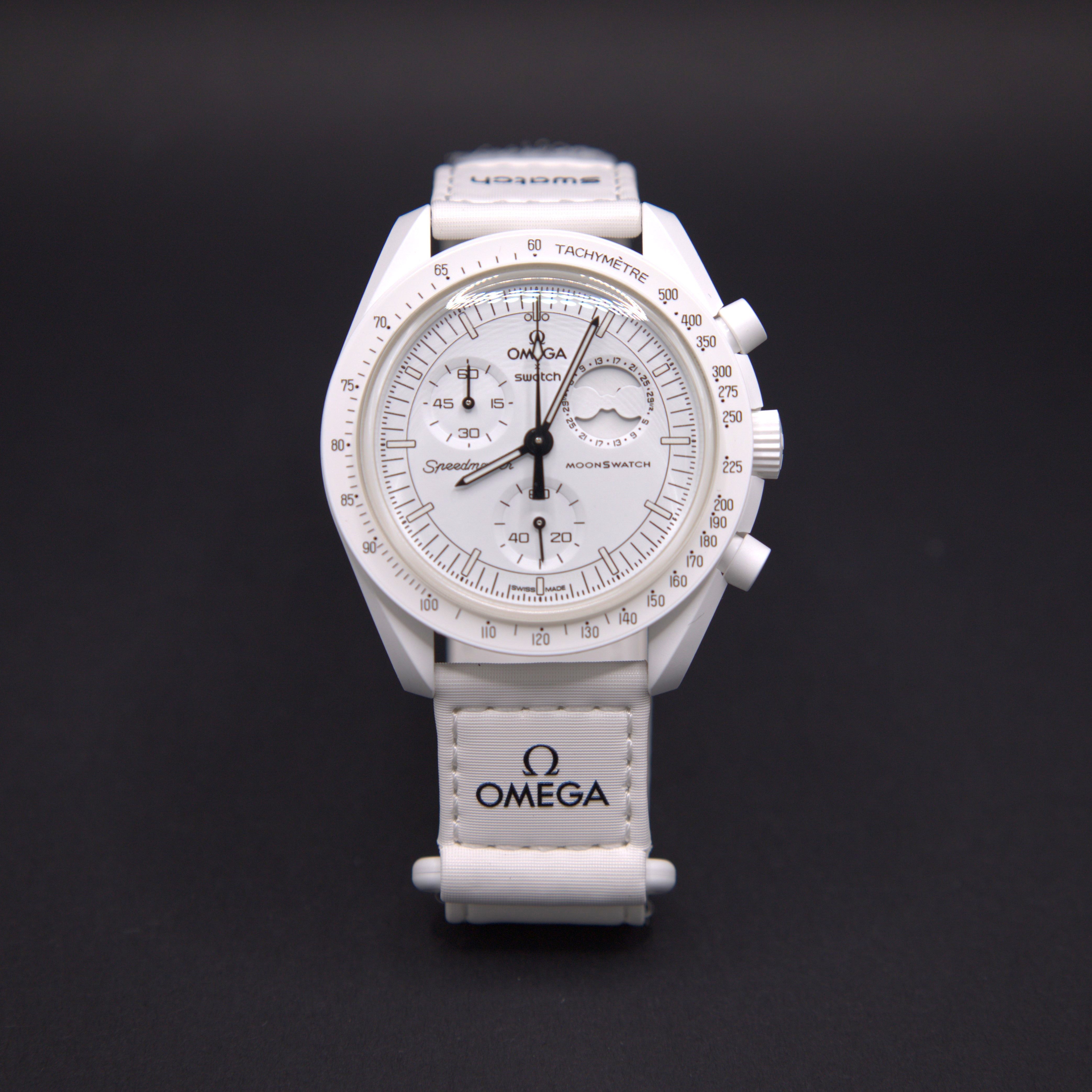 Chronograph Swatch x Omega Moonswatch Mission to the Moonphase "Snoopy" Full Moon