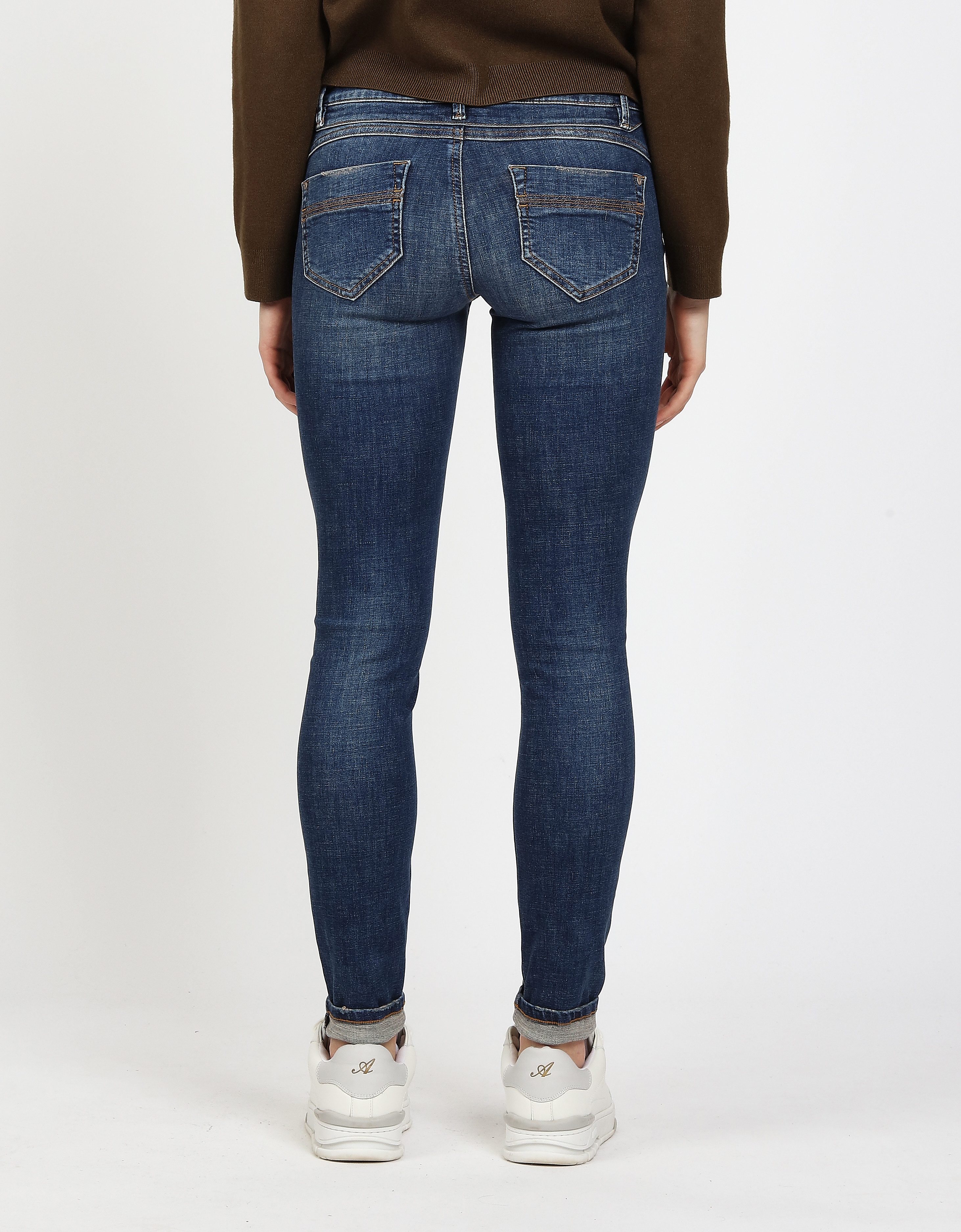 GANG Skinny-fit-Jeans 94NELE mit Rundpasse und seitlichen Dreieckseinsätzen f. e. tolle Silhouette