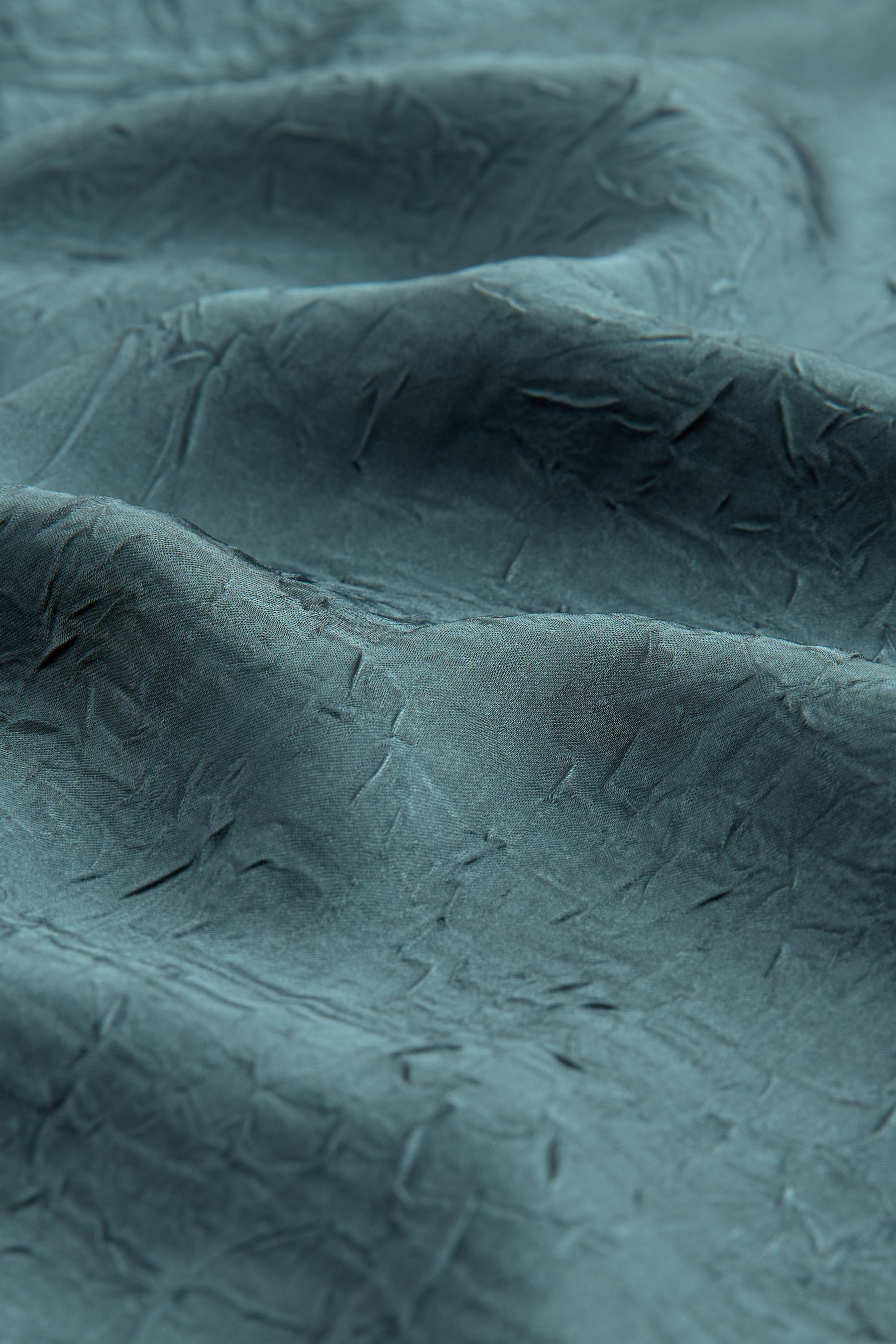 Next Midirock Asymmetrischer Midirock aus Satin in Knitteroptik (1-tlg)