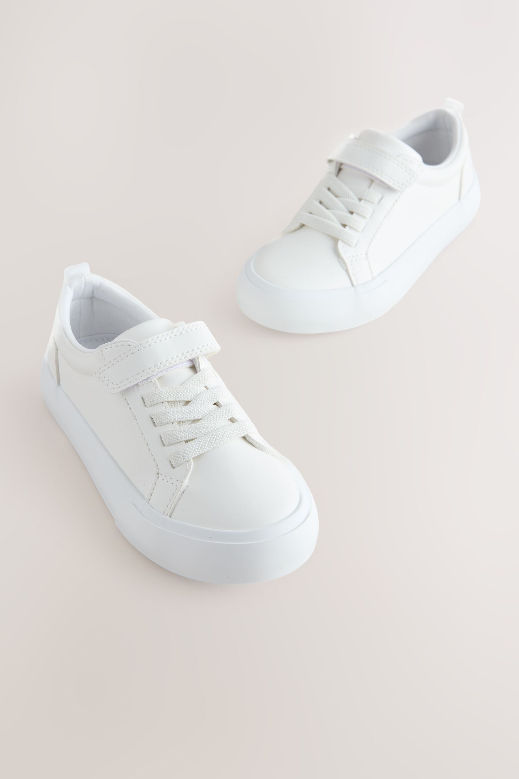 Next Elegante Sneaker mit Klettverschluss Klettschuh (1-tlg)