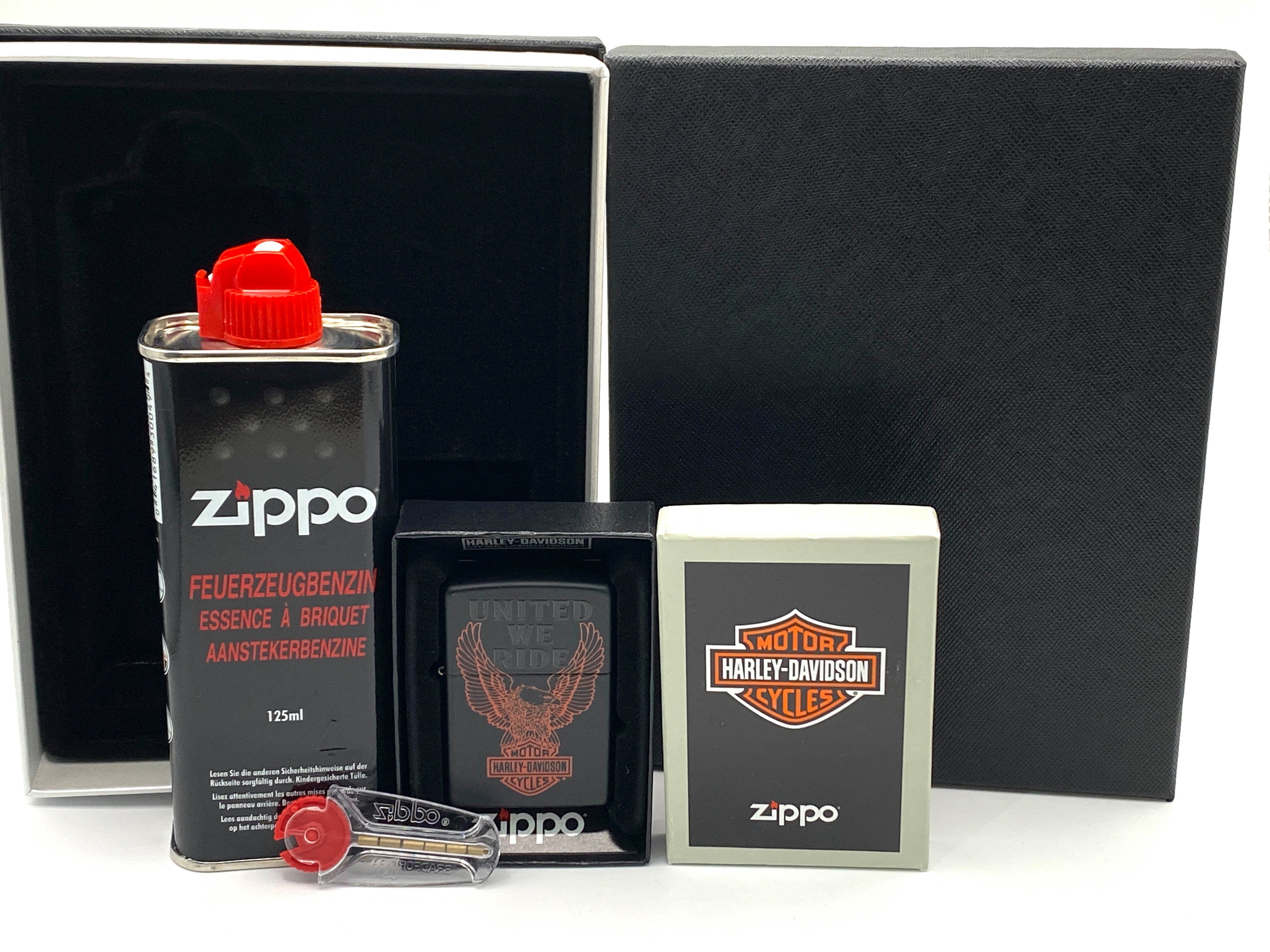 Feuerzeug Harley Davidson Motorrad schwarz matt Geschenkset Sturmfeuerzeug