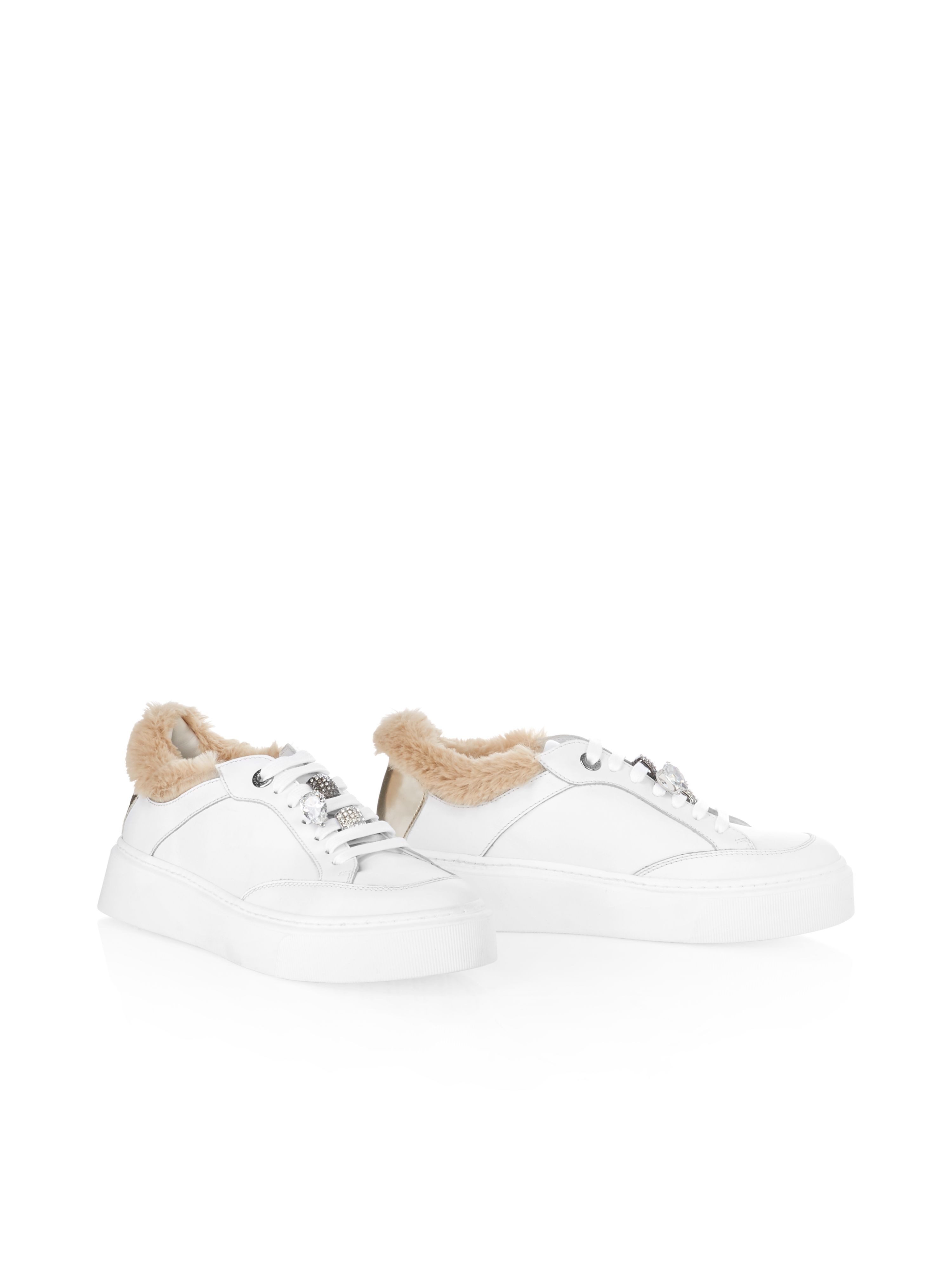 Sneaker