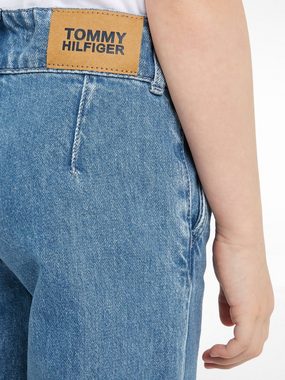 Tommy Hilfiger Weite Jeans WIDE PLEATED DENIM PANT mit Leder-Brandlabel am hinteren Bundabschluss