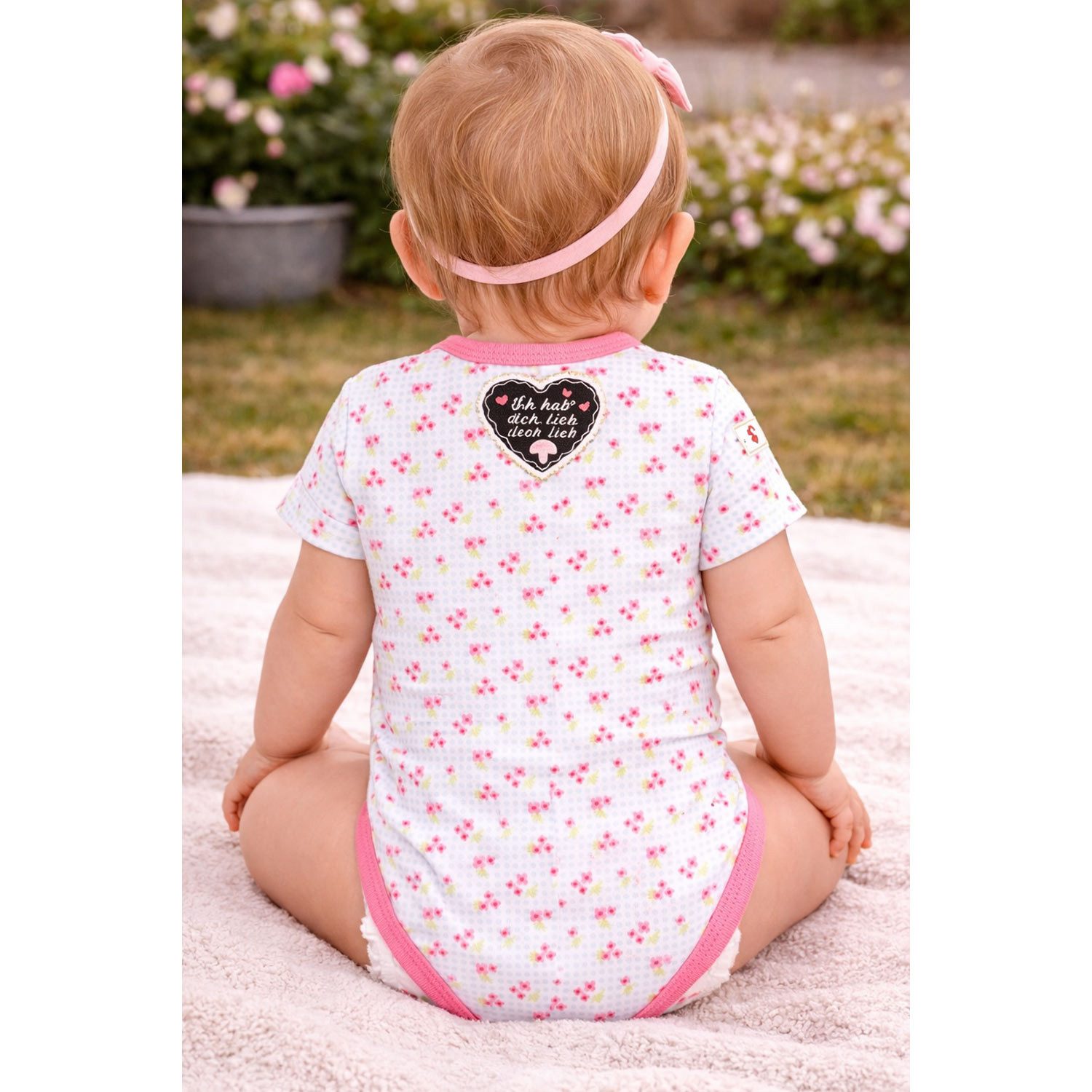 BONDI Strampler BONDI Baby Kurzarm Body 'Herzilein' 86623, Blumen