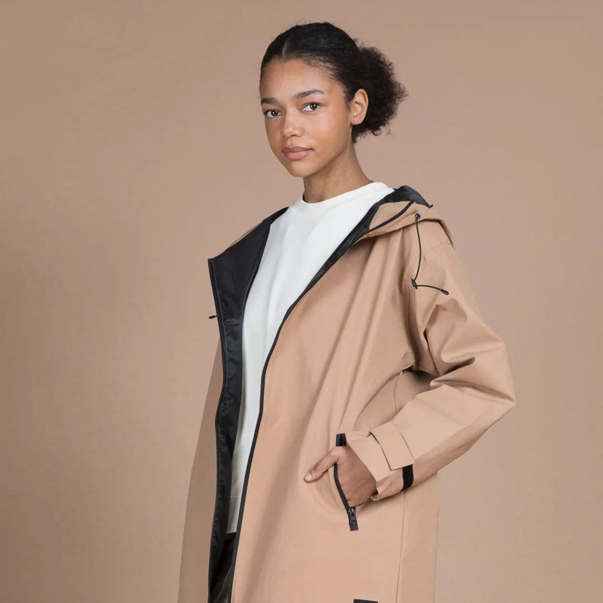 PAIKKA Regenjacke Regenmantel für Zweibeiner reflektierend Damen "Human Visibility Rain