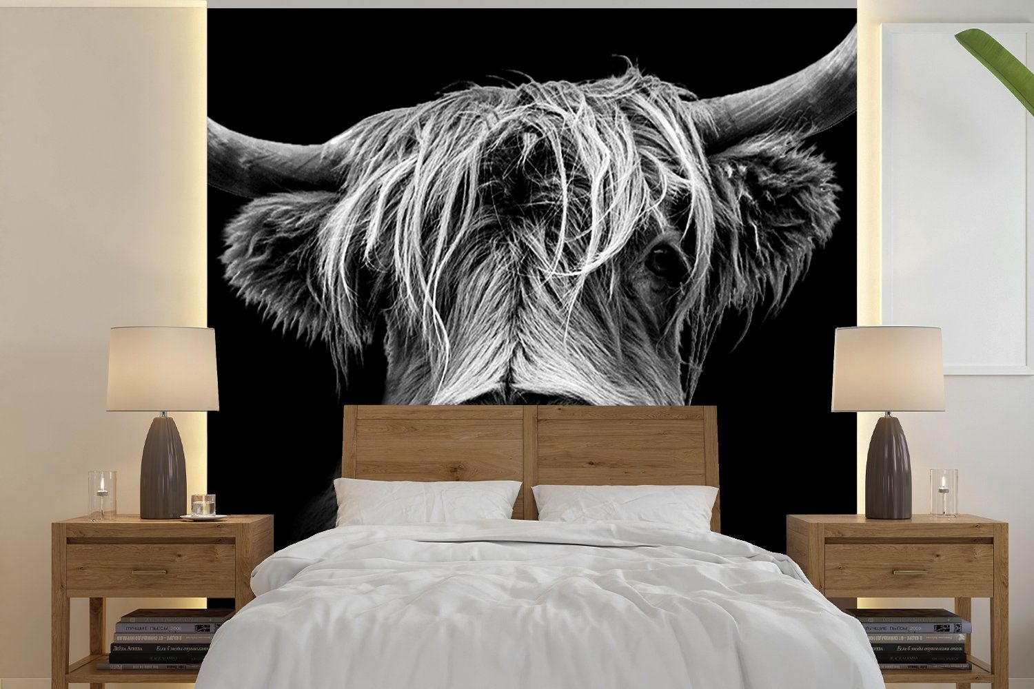 MuchoWow Fototapete Schottischer Highlander Weiß - - Vliestapete Schlafzimmer - Wild - Schwarz (4 für Matt, Tiere, Hörner St), - - Kuh bedruckt, Fototapete Küche, Wohnzimmer