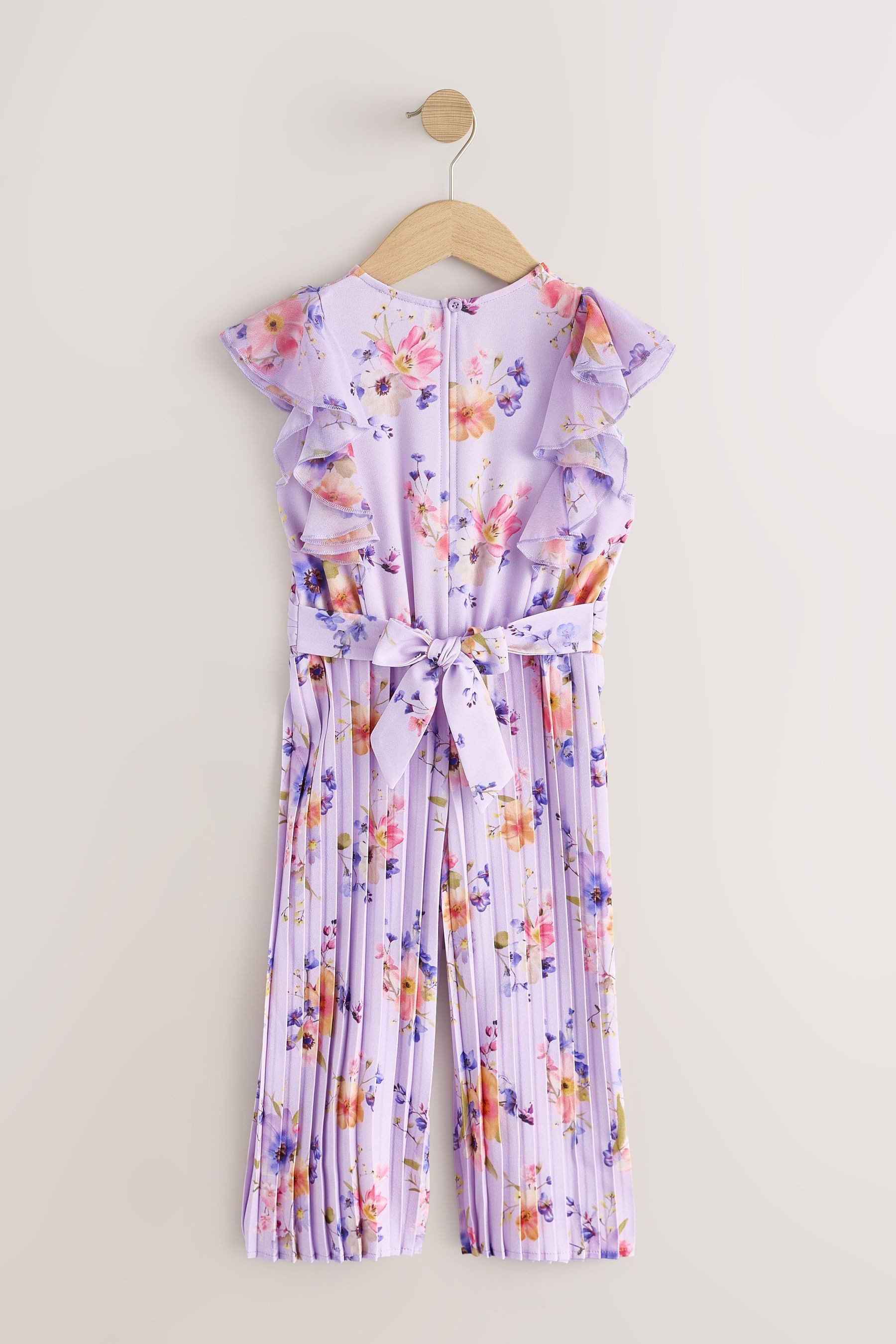 Next Jumpsuit Plissierte Jumpsuit mit kurzen Ärmeln und Rüschen (1-tlg)