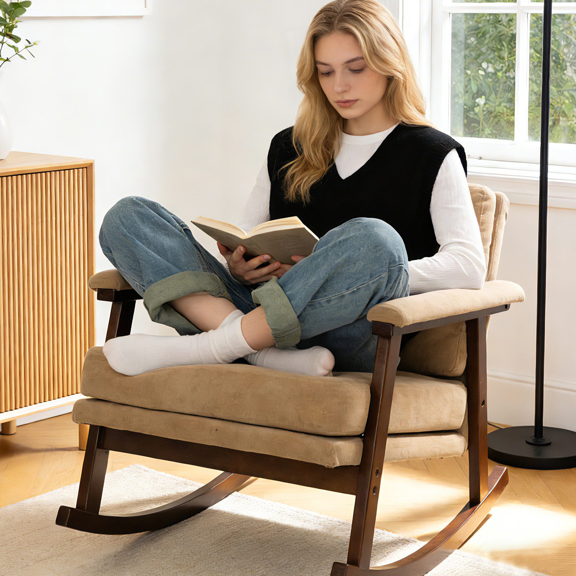 KLAM HOME Schaukelstuhl Mid-Century Schaukelstuhl mit Holzgestell und edlem Samtbezug (Komfortabler gepolsterter Lesesessel für Wohn- und Schlafzimmer), Stilvoller weißer Schaukelstuhl, perfekt zum Entspannen und Lesen