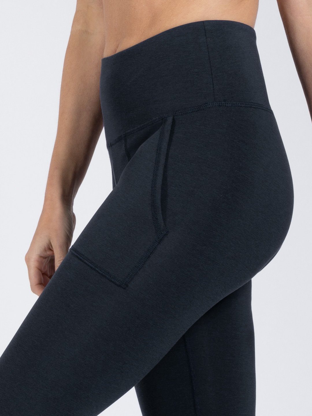 Taschen Leggings weichem mit Magadi Kate Naturmaterial aus schwarz