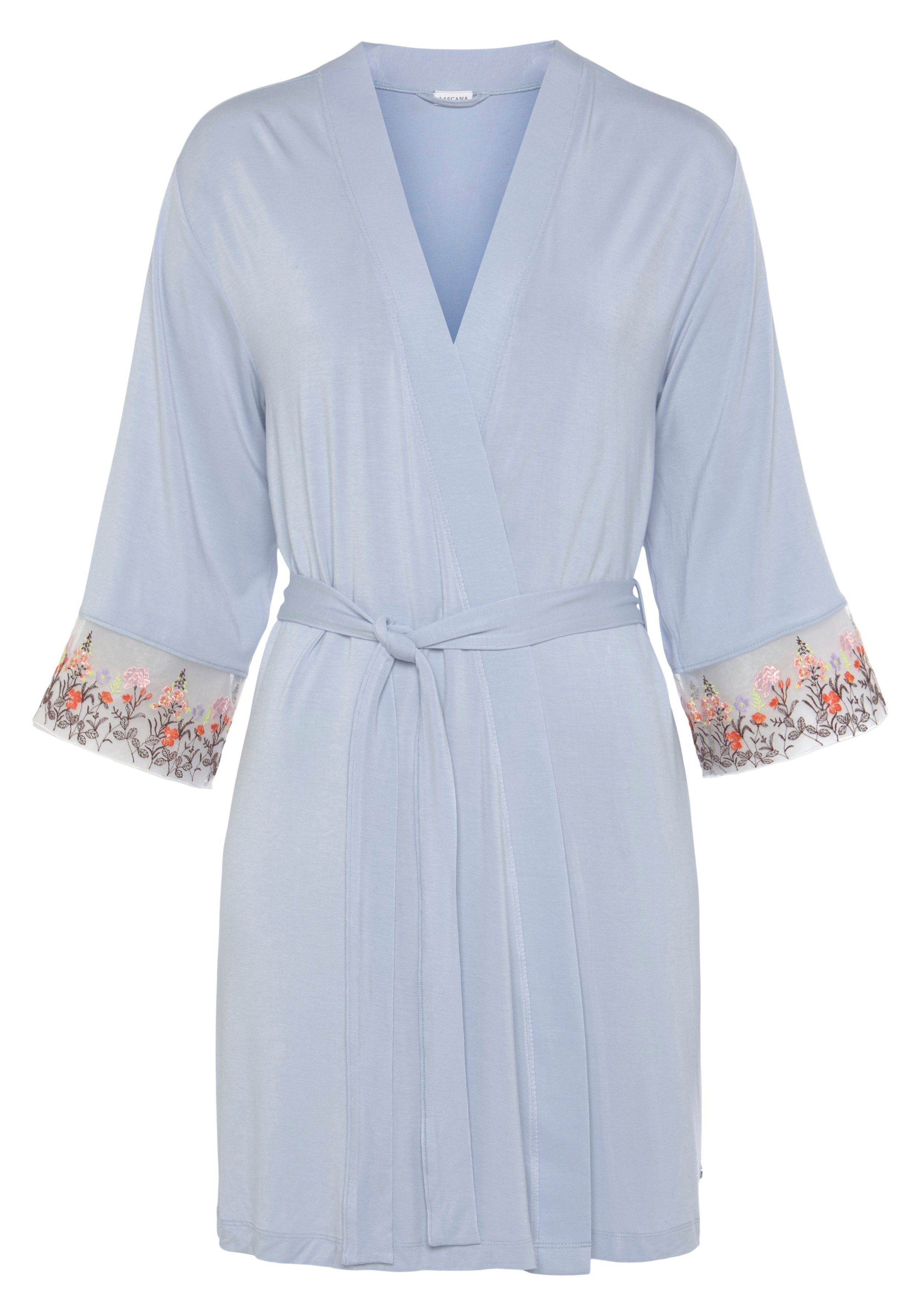 LASCANA Kimono, Kurzform, Viskose, Kimono-Kragen, Gürtel, mit bestickter Spitze Hellblau | Kimonos
