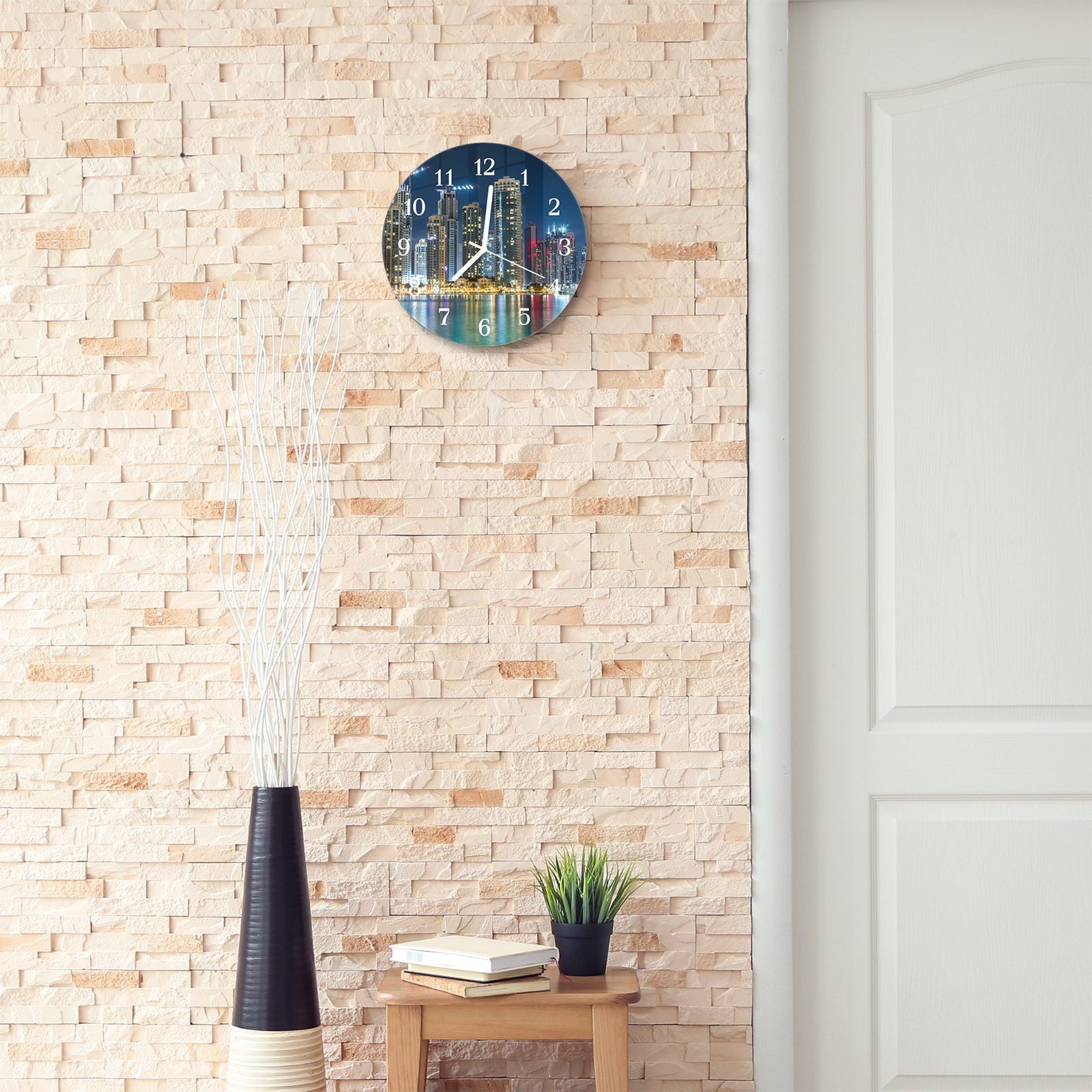 Glas Rund mit 30 - Primedeco Motiv Licht Quarzuhrwerk Wanduhr aus Wanduhr und Stadt Durchmesser bei mit cm