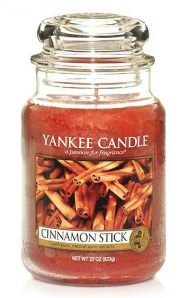 Yankee Candle Duftkerze »Yankee Candle Cinnamon Stick Duftkerze 623 g« (Packung)