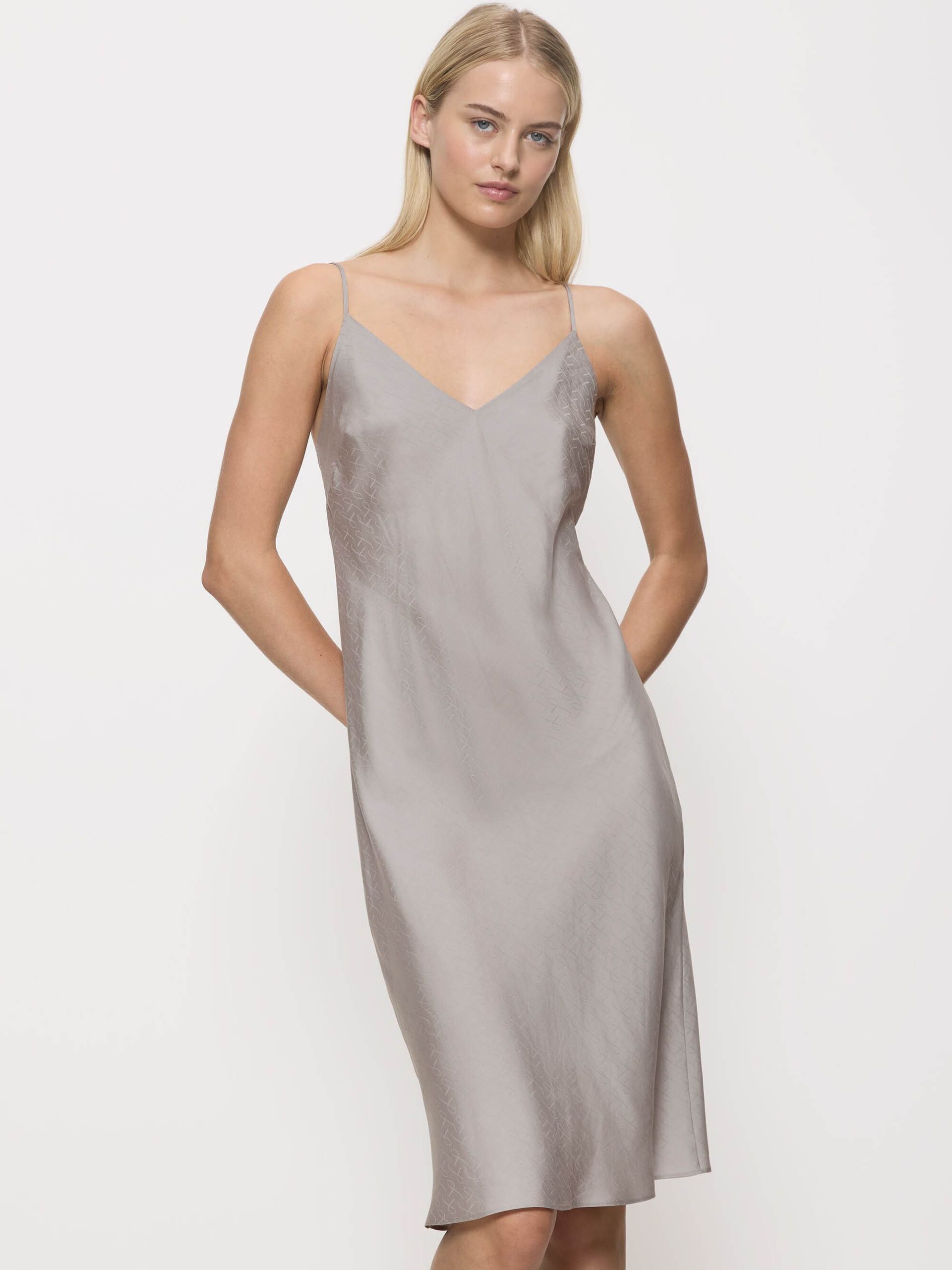Triumph Nachthemd Silky Sensuality Nacht-hemd schlafmode günstig online kaufen