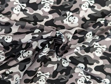 Corileo Stoff Baumwollstoff Camouflage Totenkopf Schwarz / Weiß Stoff