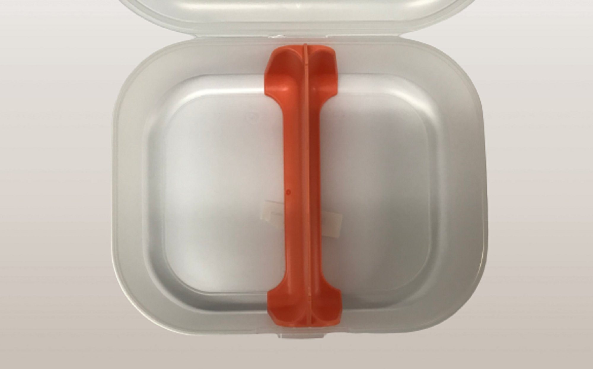 Lomatek Lunchbox Foodbox, groß, 3,5l mit Klickverschluß und variablem Trenner