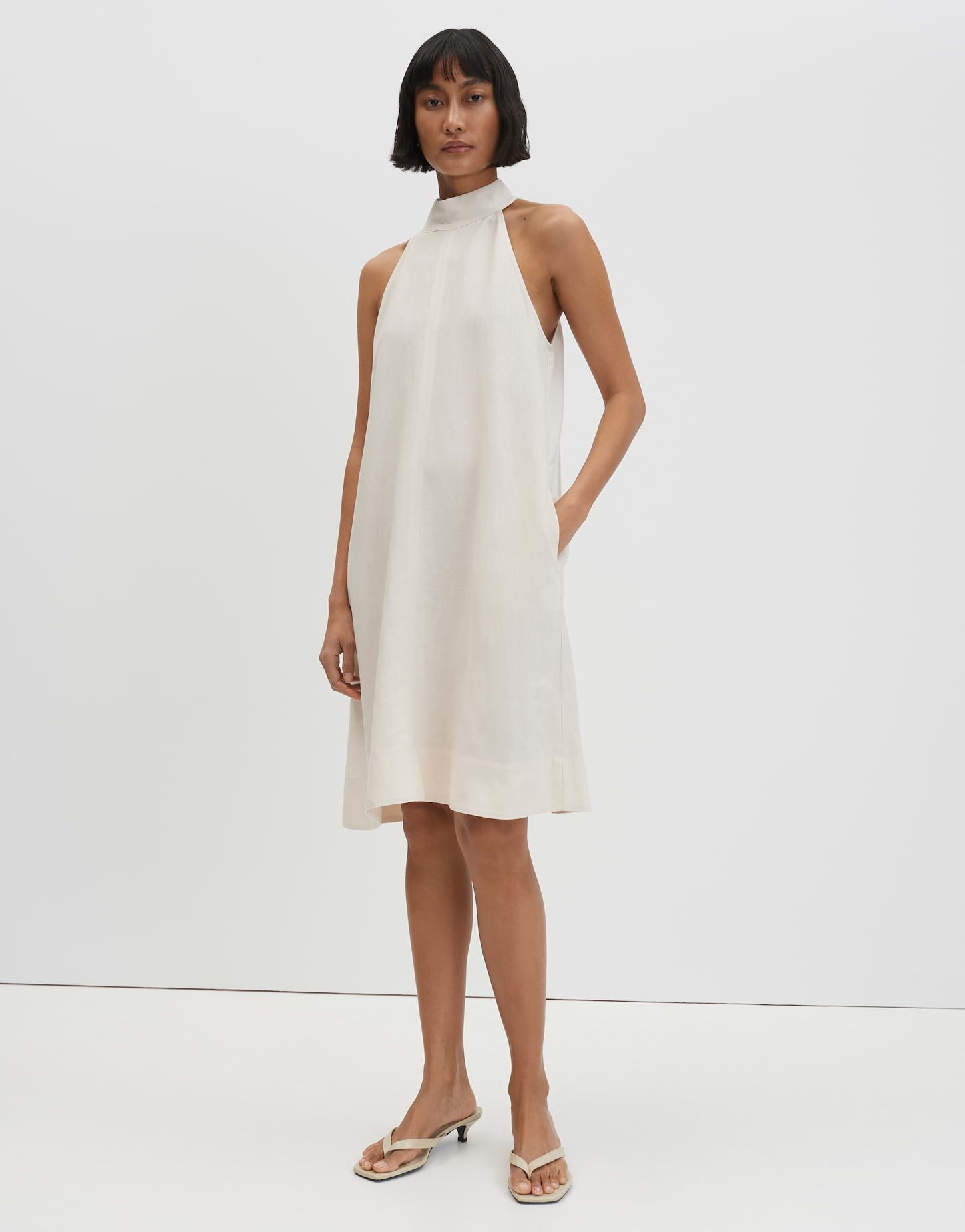 someday Neckholderkleid Qileen aus Webware mit All-Over-Print Weich fließend mit Allover-Muster und femininem Look
