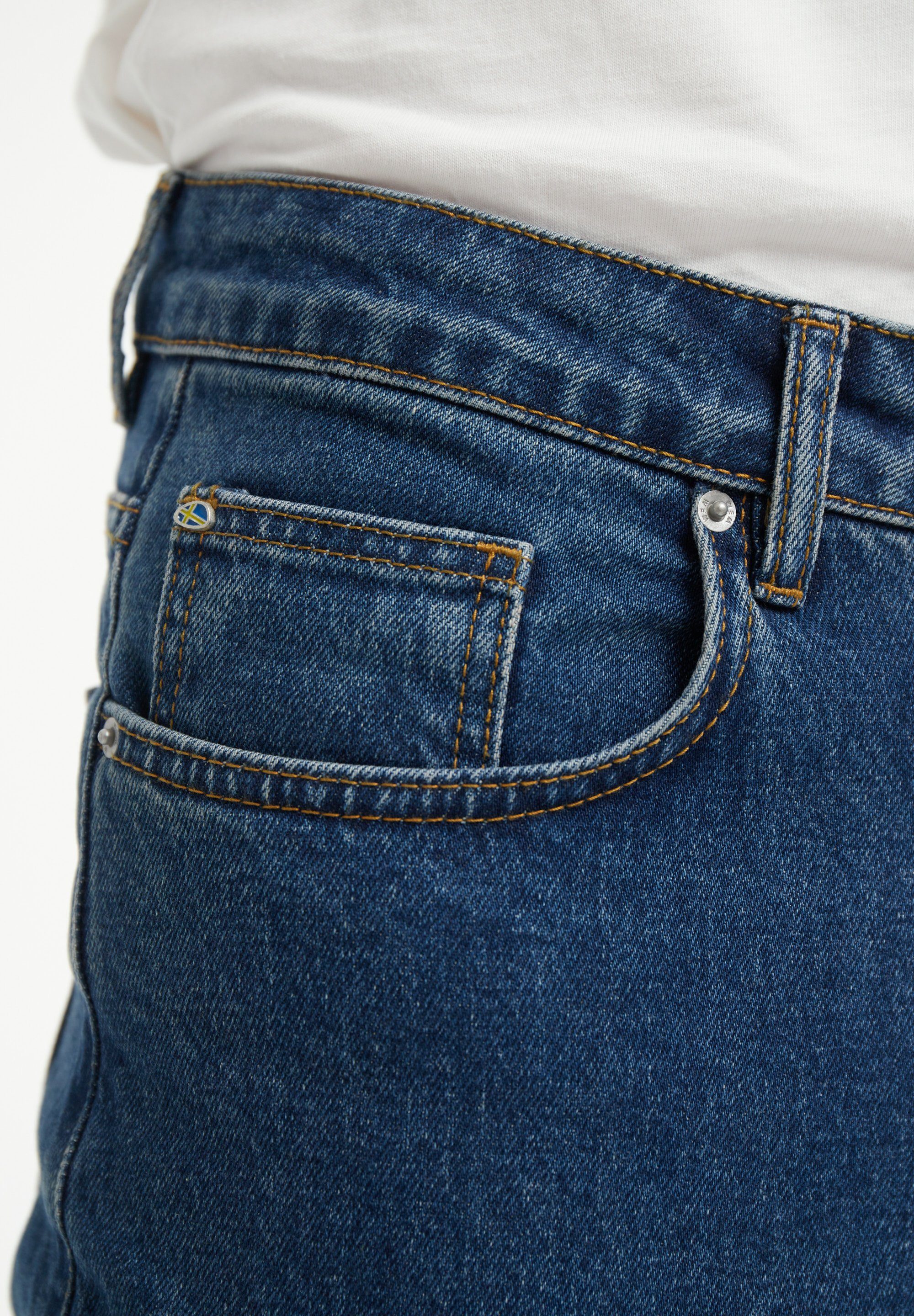 Mittlere blue Bundhöhe: Fit gerade gesamte die dark über Magnus Straight-Jeans wem Passform Länge - Reg.