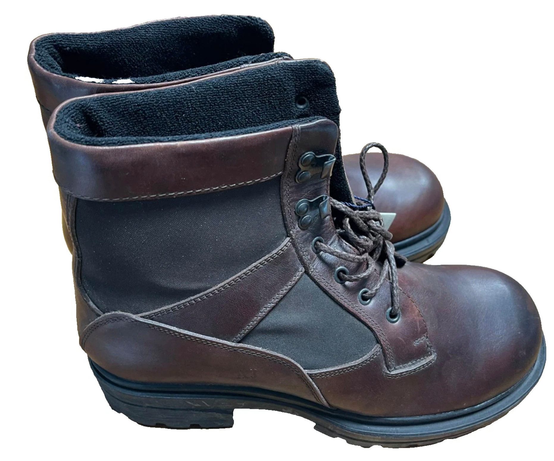 Emporio Armani Trekking Boots Vintage Look Made in Italy Lederstiefel Winterboots Warmes futter,dicke Gummiprofilsohle mit hoher Griffigkeit