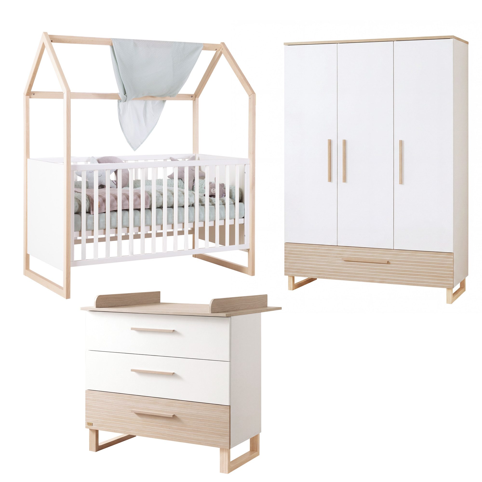 roba® Babyzimmer-Komplettset Noah - Kinderzimmer in modernem Design mit Füßen aus Massivholz, (3-teiliges Set, Babybett in Hausoptik, Wickelkommode & Kleiderschrank), Mit Fräsungen in Wallnuss - Front in sanftem Weiß - Mitwachsend