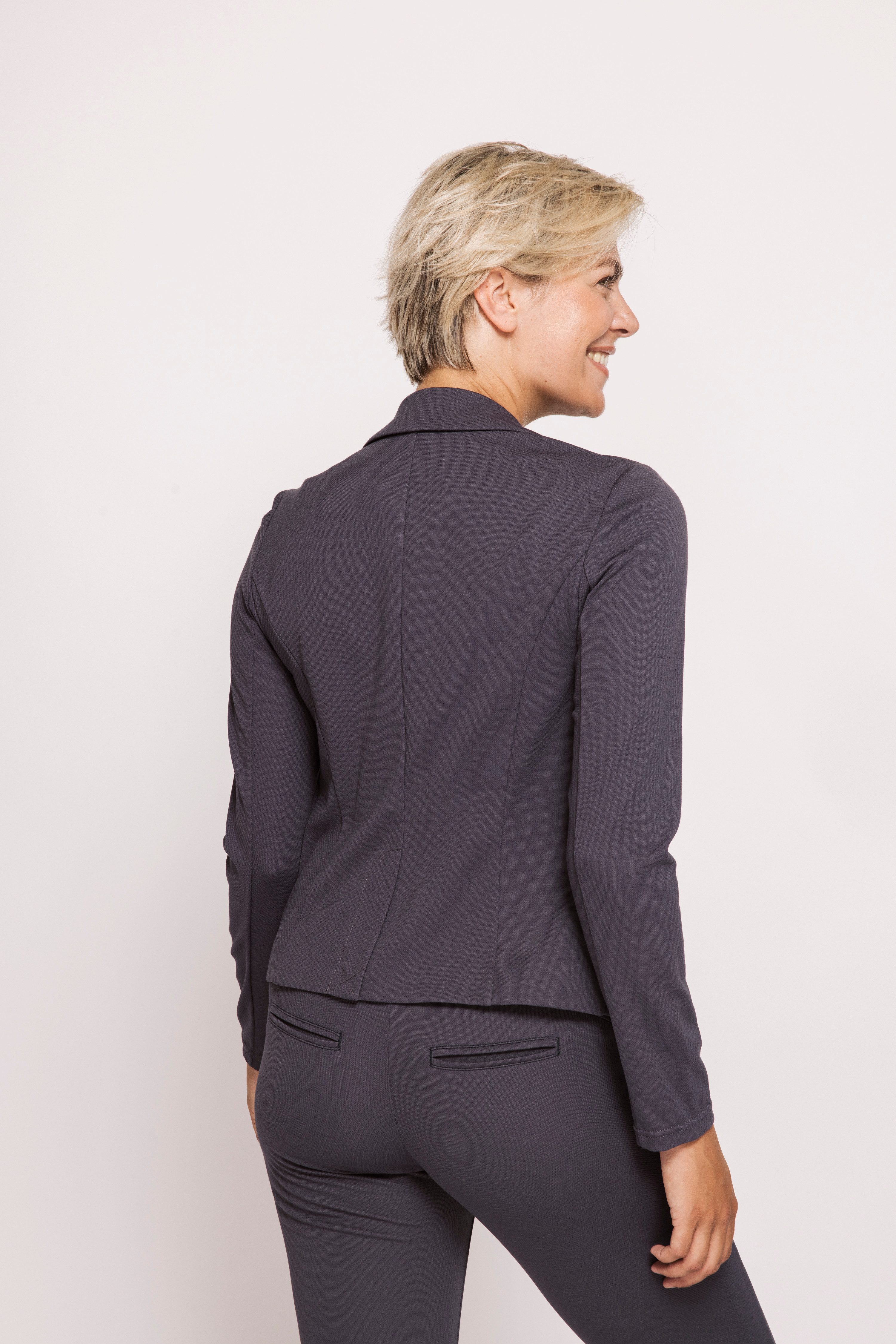 Zhrill Kurzblazer BETSY grafisches Allover-Muster, tailliert