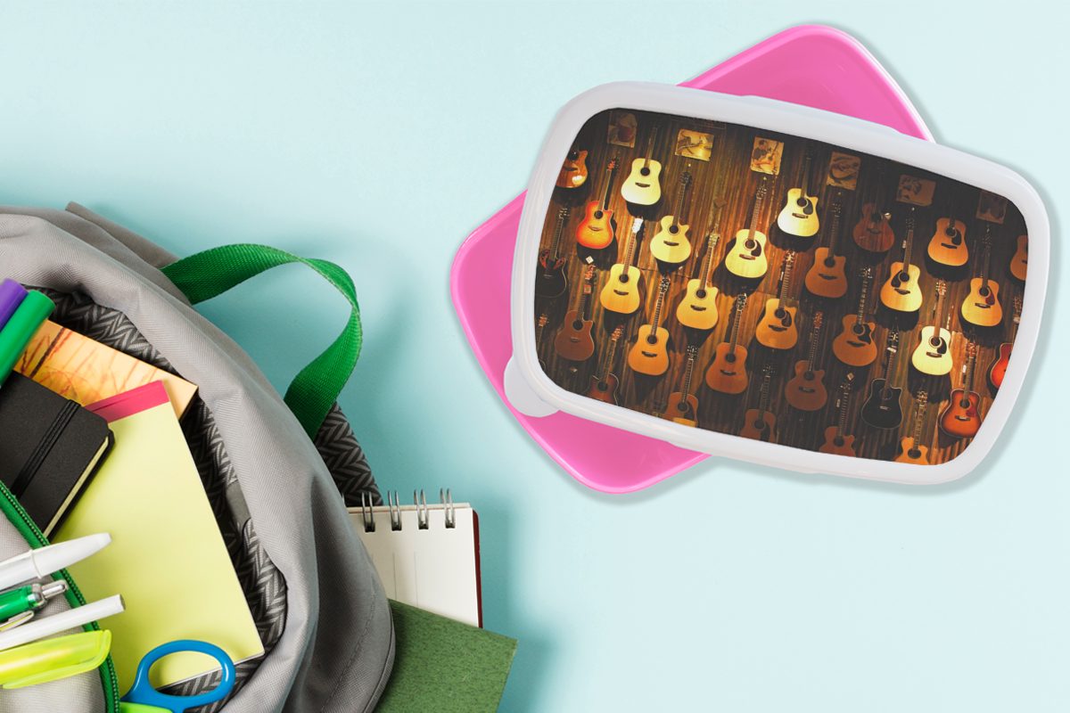 Kunststoff Brotdose für Mädchen, Lunchbox an Viele einer rosa MuchoWow Kunststoff, Kinder, Snackbox, Erwachsene, Wand, hängen (2-tlg), Akustikgitarren Brotbox