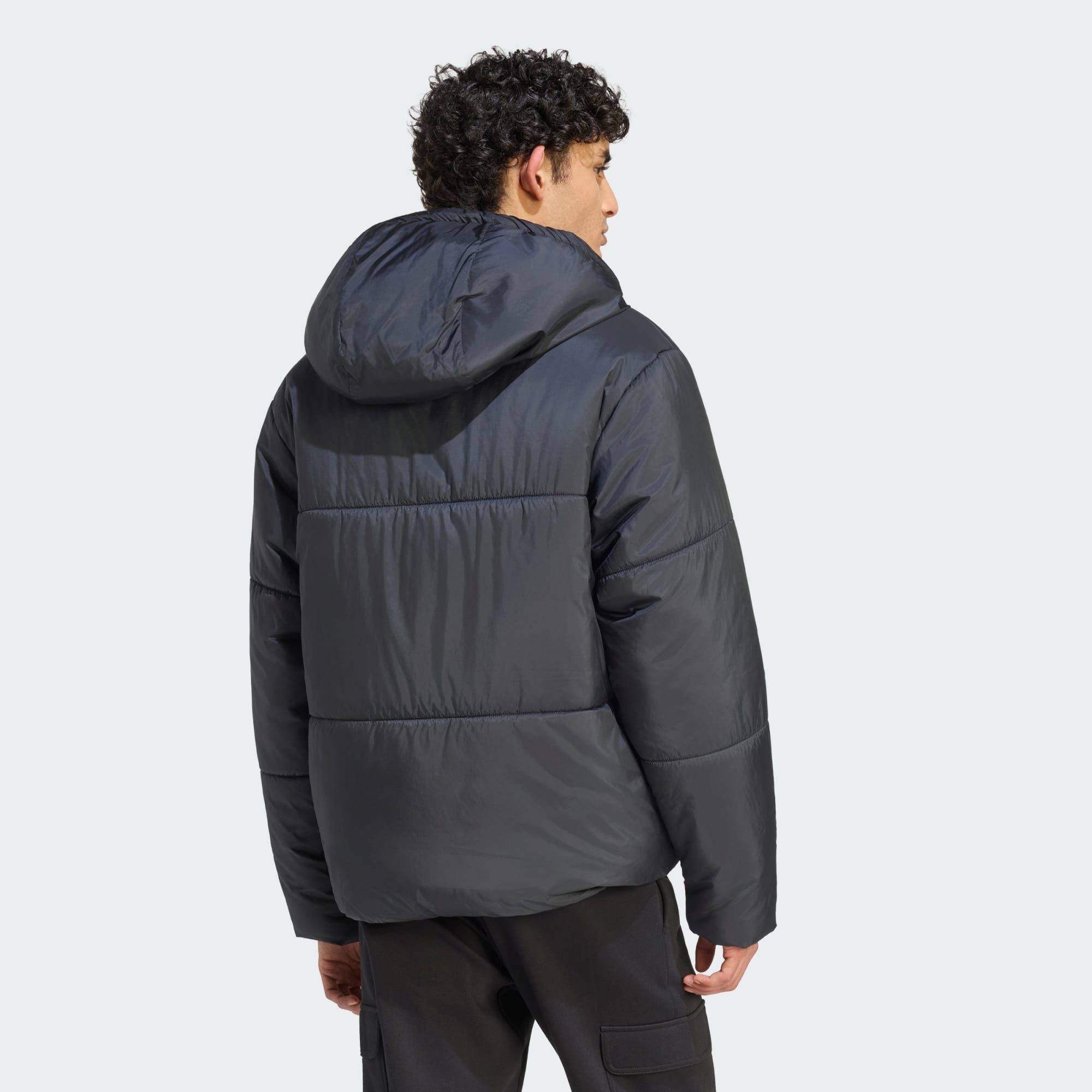 adidas Sportswear Funktionsjacke ESSENTIALS HIGHLOFT PUFFER JACKE, ISOLIERT (1-St)