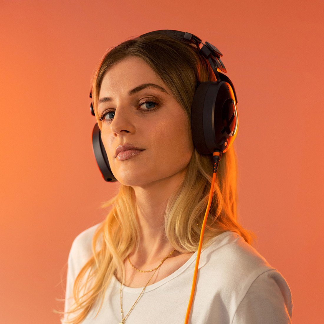 RØDE Rode NTH-Kabel für NTH100 Kopfhörer 2.4 m Orange Audio-Kabel, (240 cm), Konzipiert für den Rode NTH-100 Kopfhörer