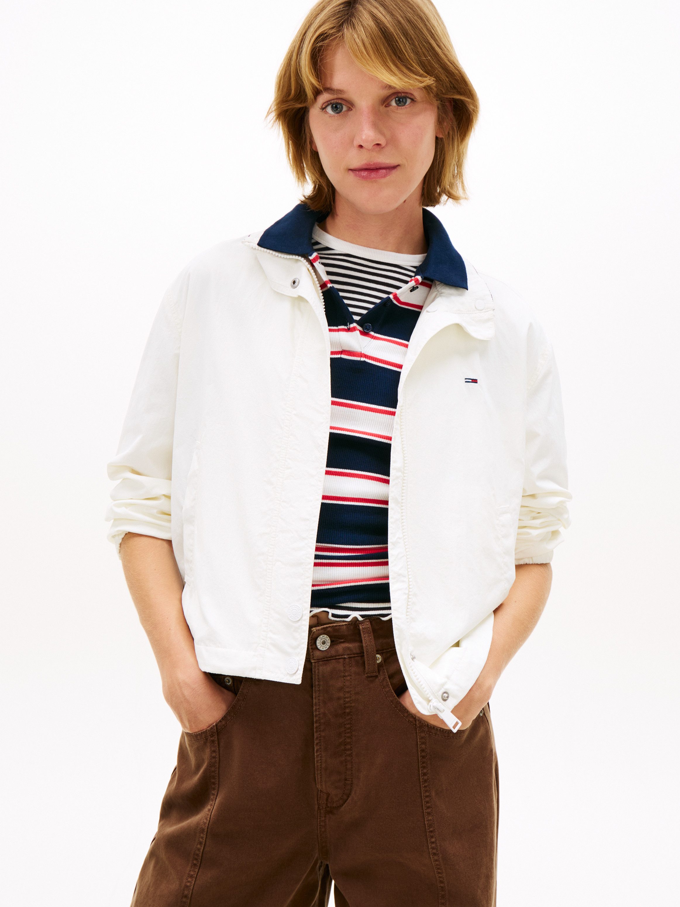 Tommy Jeans Outdoorjacke TJW ESSENTIAL JACKET EXT mit kontrastfarbenem Eins günstig online kaufen