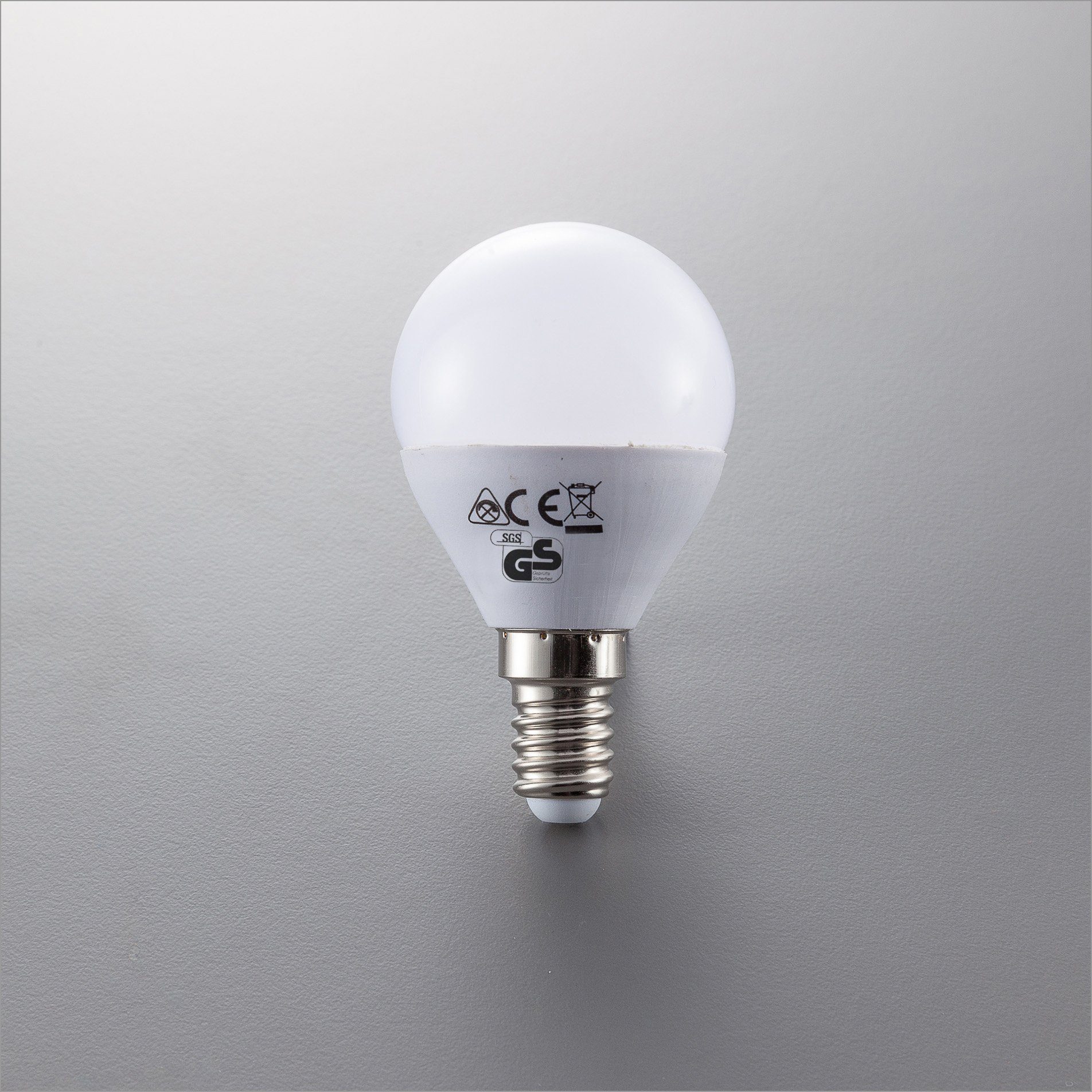 Lumen 5 B.K.Licht 470 E14, Warmweiß, St., Glühbirne Watt 3.000 Energiesparlampe LED-Lampe 5 Kelvin LED-Leuchtmittel,