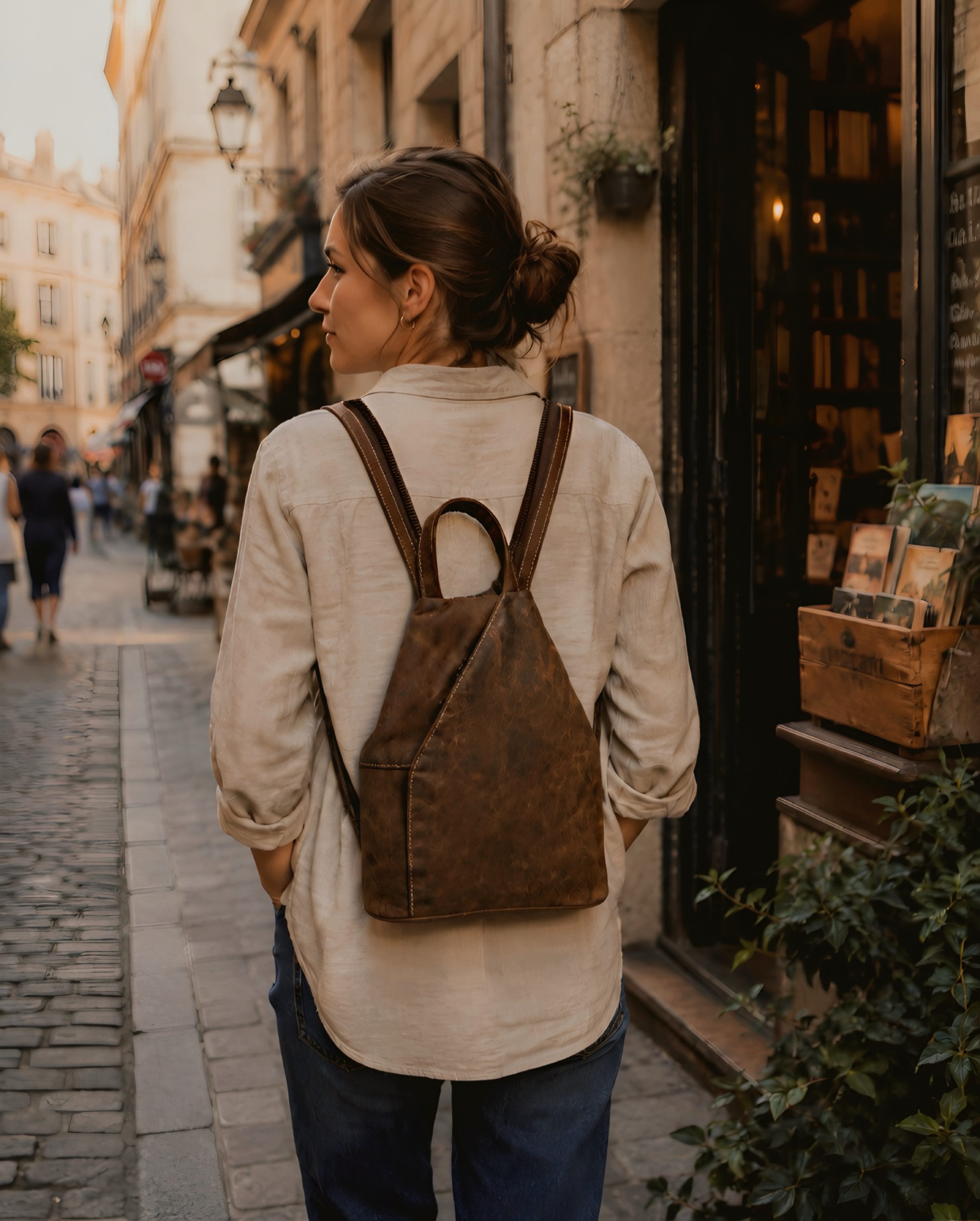 Bayern Bag Cityrucksack B5010, Damen City-Lederrucksack aus echtem Ziegenleder im Vintage-Look
