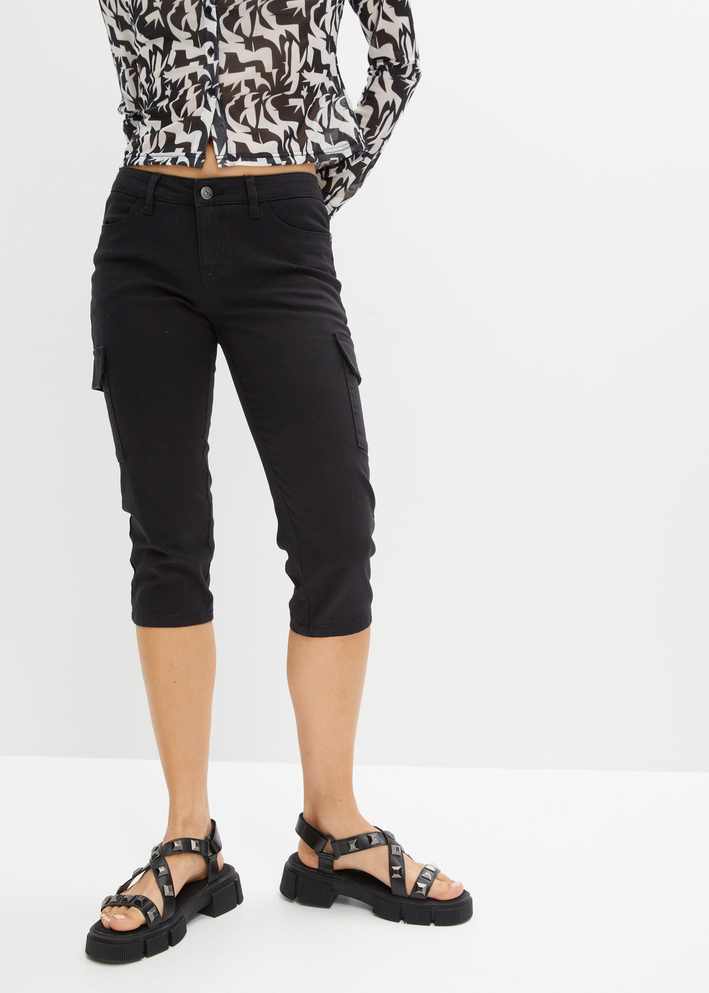 bonprix Caprihose aus Baumwolle mit Elasthan, Skinny Fit, im Cargo-Look