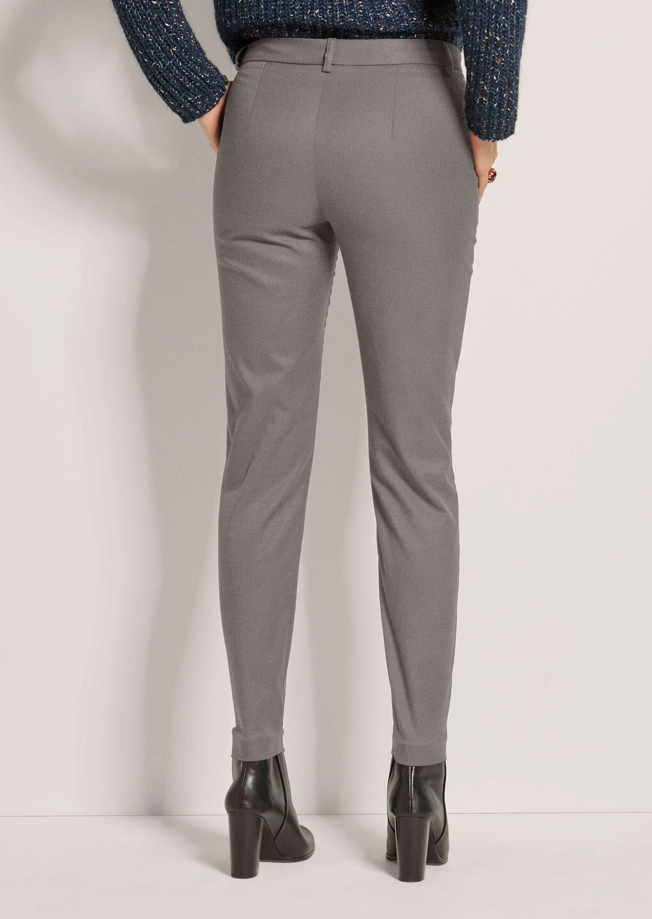MADELEINE Stoffhose Schlanke Stretch-Hose mit Formbund Feine Nadelstreifen, Verschluss mit Knopf und Zipper