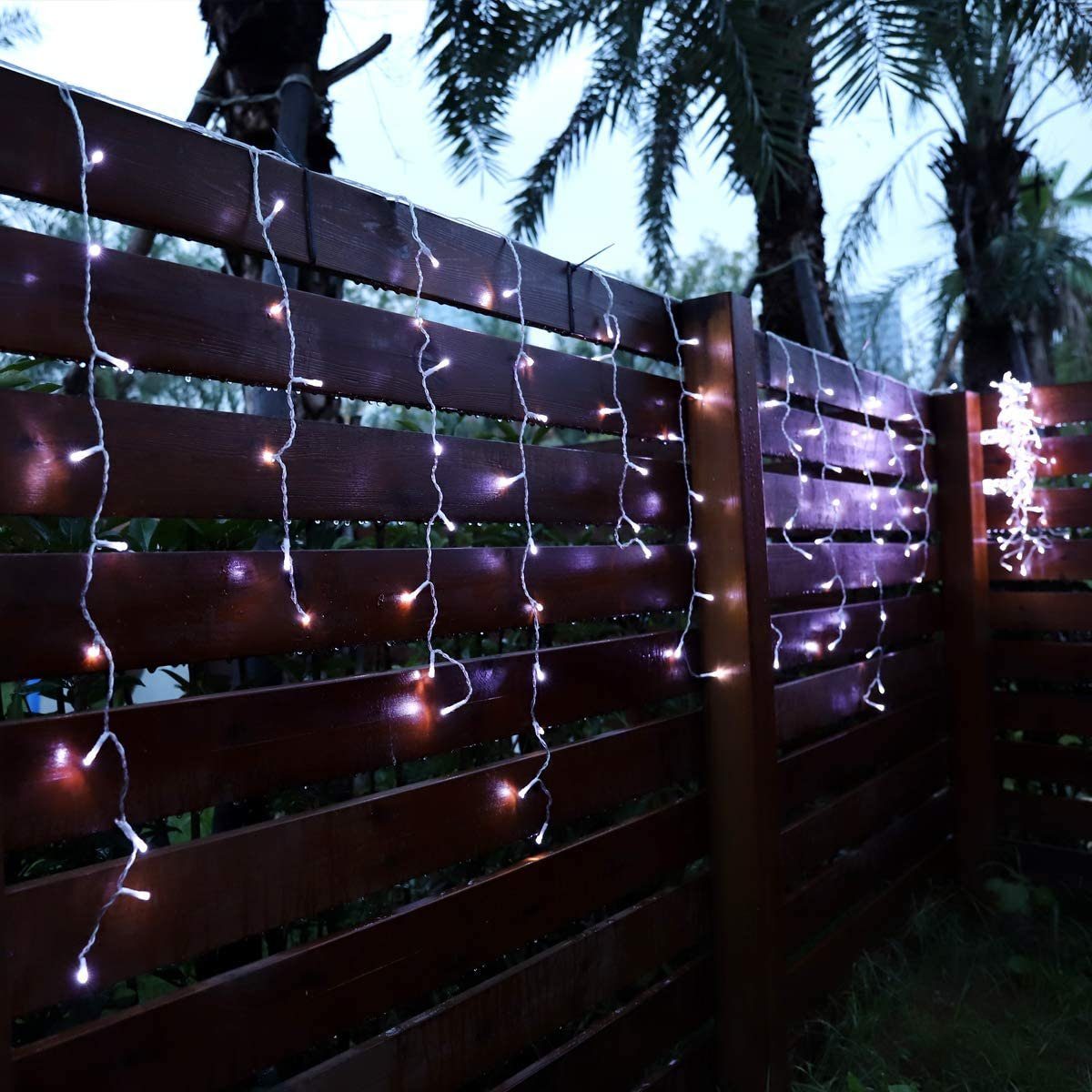 Salcar Lichterkette Außen und Weihnachten LED-Lichtervorhang Kaltweiß, Memory-Funktion, 8 Modi 10m Wasserdicht, Lichtervorhang LED Eisregen