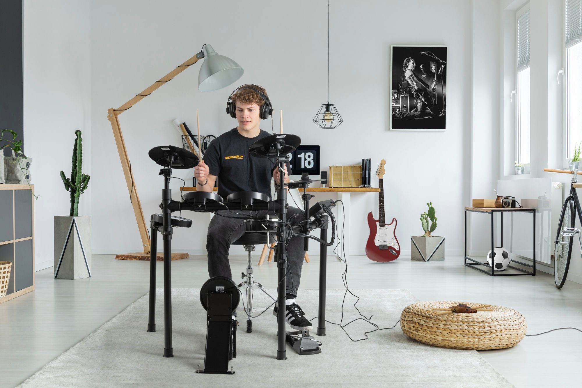 XDrum E-Drum DD-460P E-Drum Kit - 8 anschlagsdynamische Pads - Mesh Heads, 8-St., Dual-Zone Snarepad, 25 Preset Kits und 15 Songs