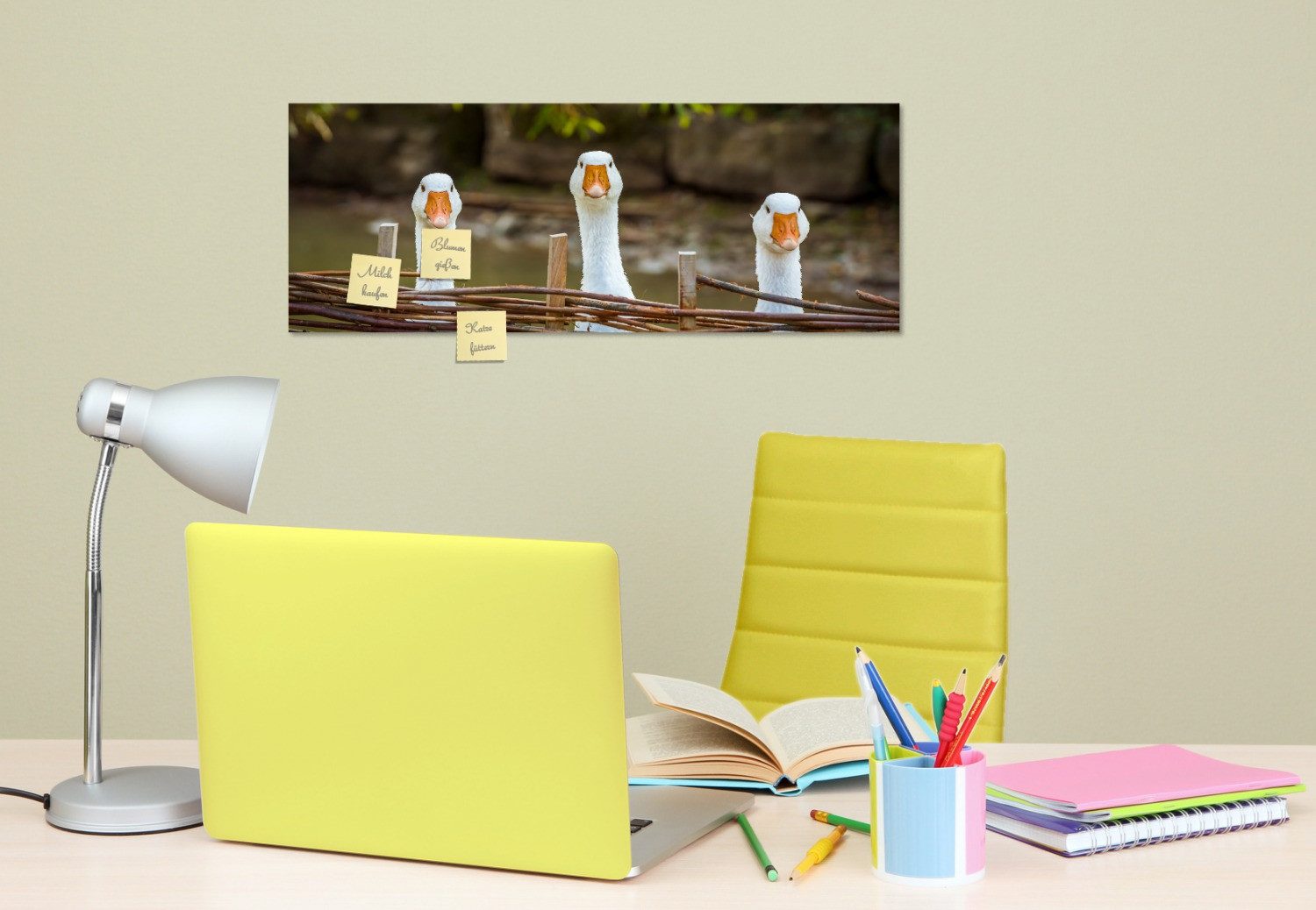 Wallario Memoboard Neugierige Gänse am Zaun