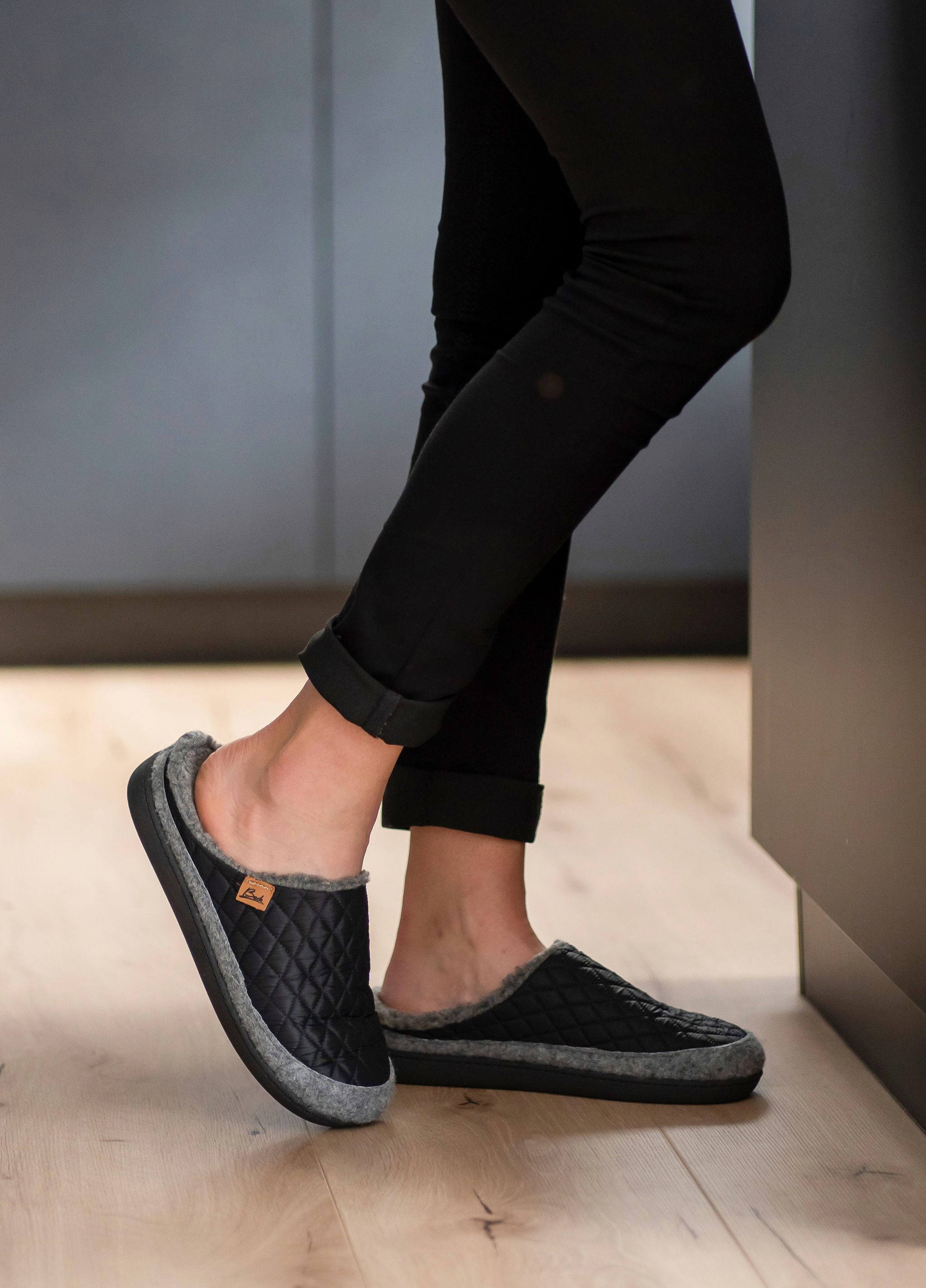 Damen Pantoffel Karina
mit Wechselfußbett Hausschuh
