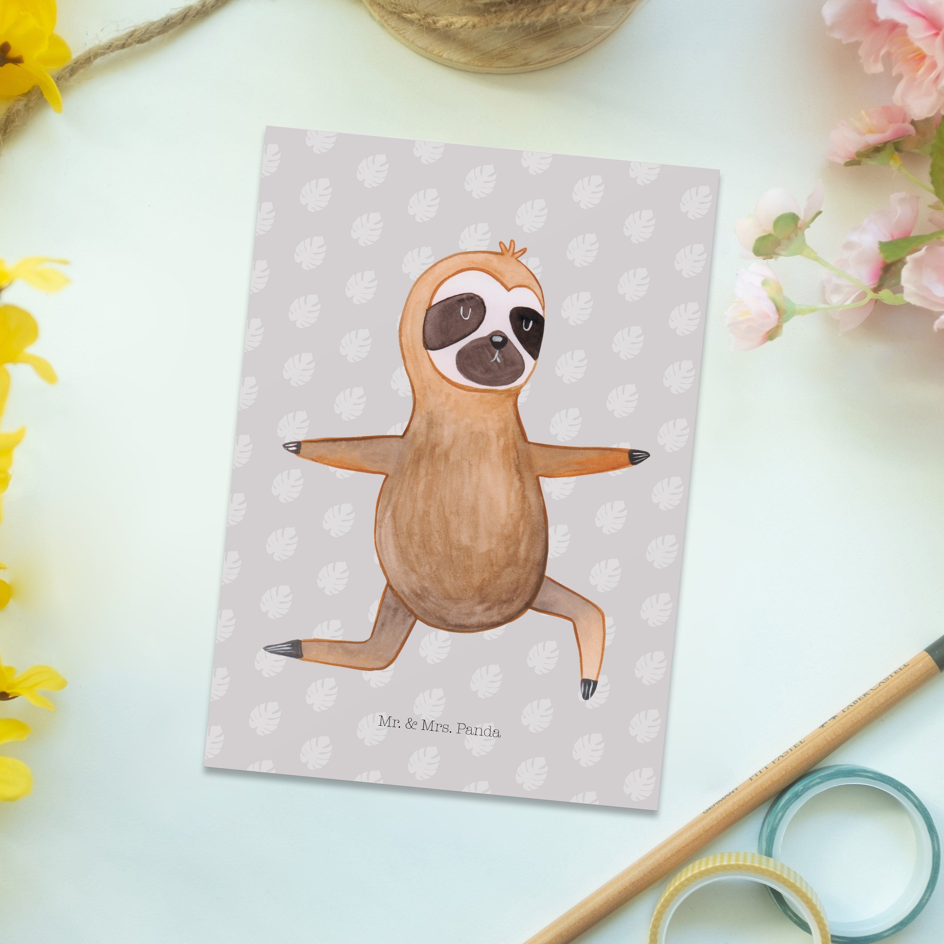 Mr. & Mrs. Panda Dankeskarte, Faultier Postkarte - Grau - Yogaübungen, Yoga Geschenk, Pastell N
