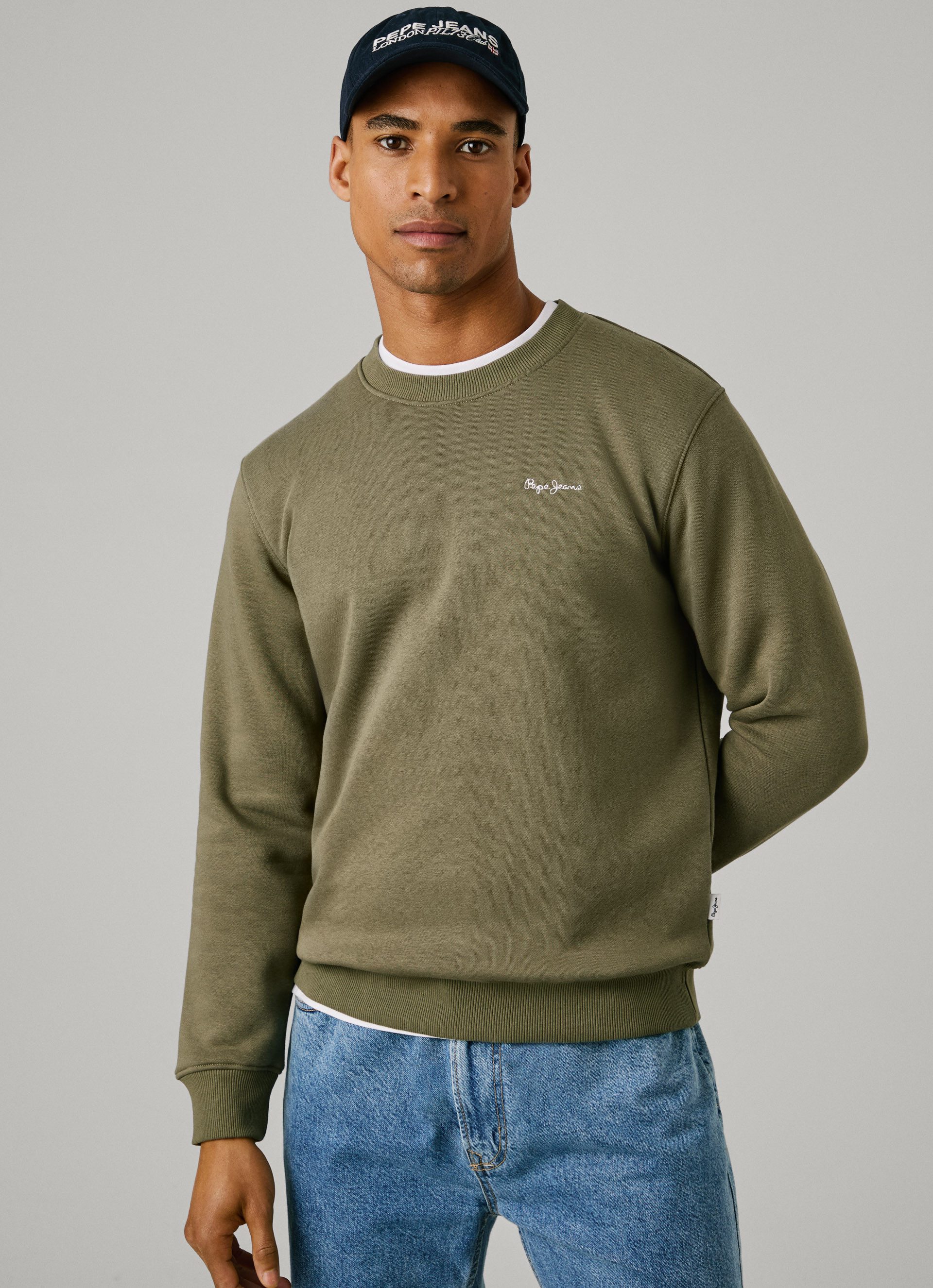 Pepe Jeans Sweatshirt MACBETH SMALL LOGO PLAIN CREW mit Rundhals, Label-Sti günstig online kaufen