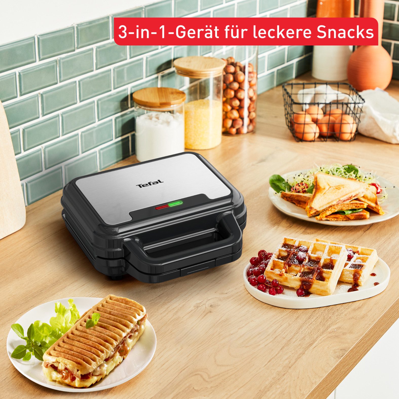 Tefal Sandwichmaker Ultracompact 3-in-1 Sandwich/Waffel/Panini, Antihaftbeschichtung, 700 W, platzsparende Aufbewahrung, Maße: 23 x 23 x 9 cm, SW383D