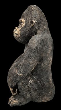 Figuren Shop GmbH Tierfigur Gorilla Figur sitzend - bronzefarben - Affe Tierfigur Affenfigur Deko