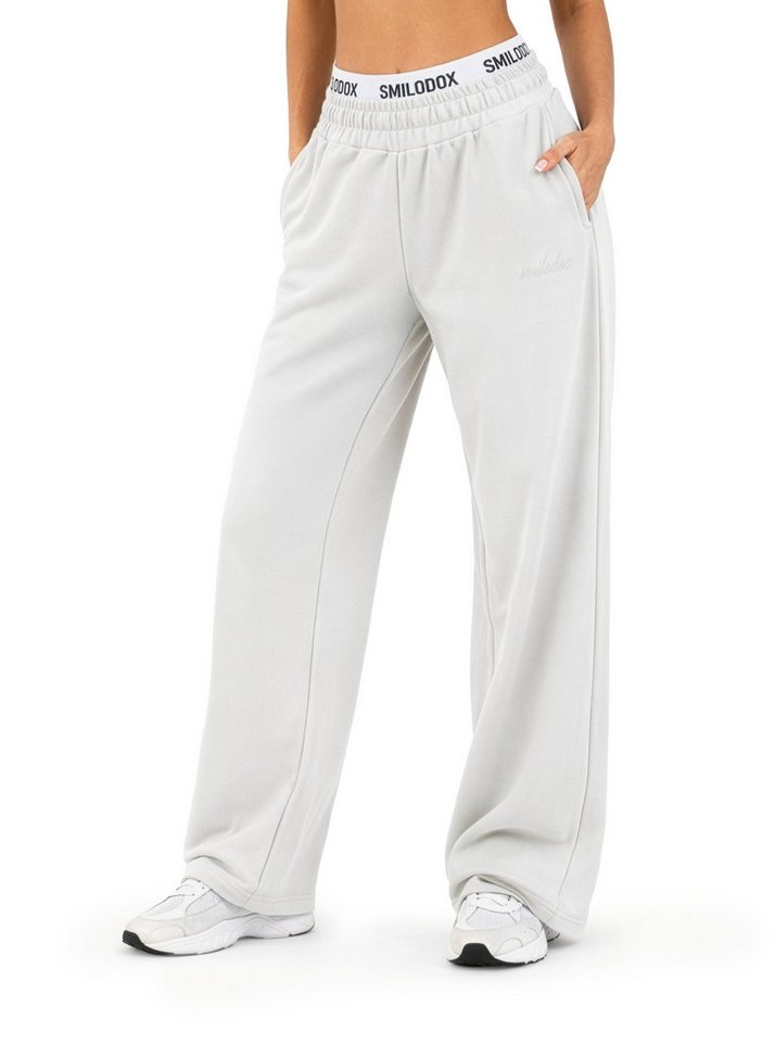 Smilodox Jogginghose Sirel, Trainingshose Damen Oversized Fit Wide-Leg mit Kordelzug Elastischer Bund, Weites Bein, Dezentes Logo, Sport & Freizeit
