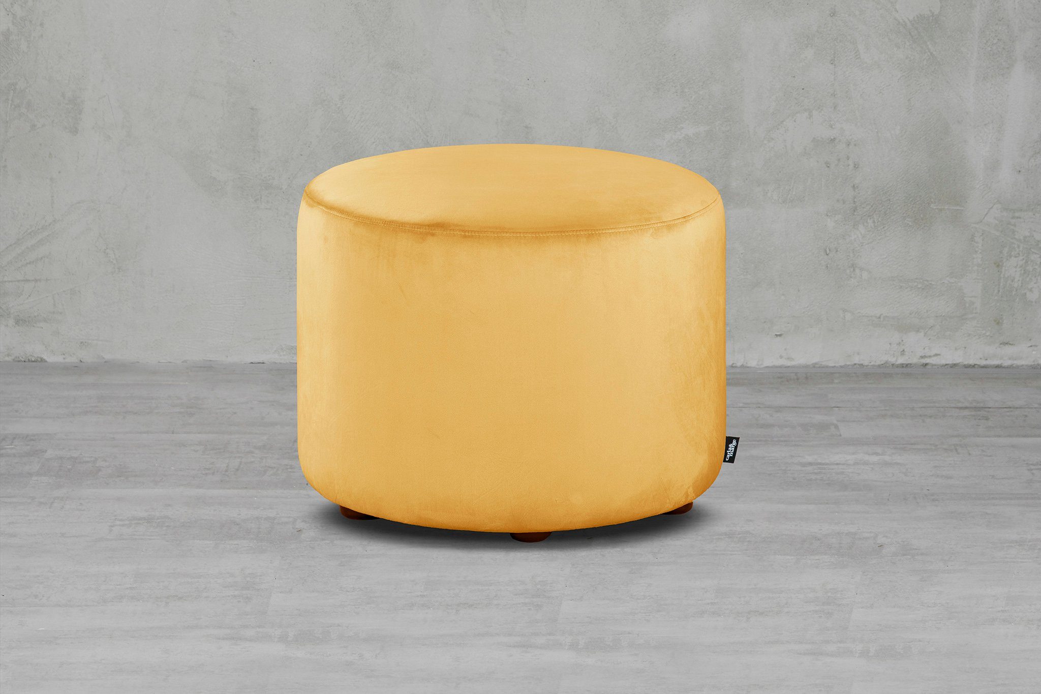 Pouf Mustard Yellow Sitzhocker schmuseweichem Gelb Samtbezug mit carla&marge (47x55x55 in cm), Epomella