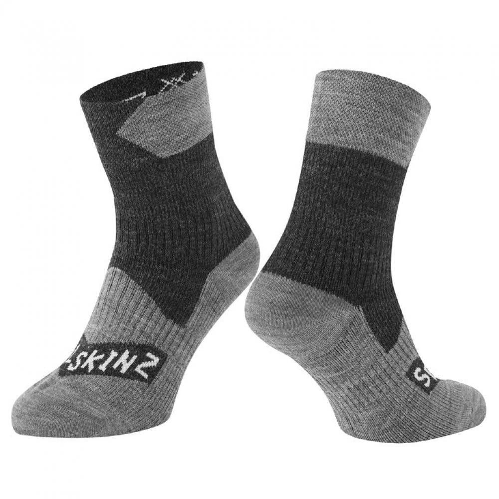 Fahrradjacke SealSkinz Socken Bircham schwarz grau Gr XL